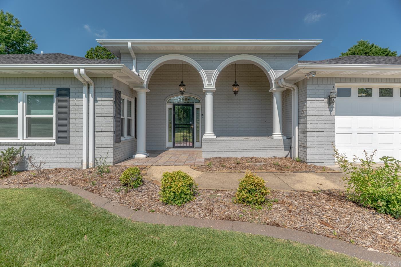 1725 Paragould Dr  Jonesboro, AR