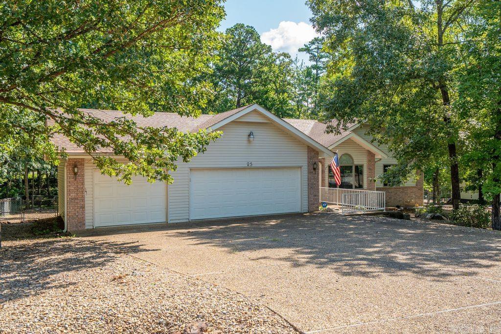 25 Herradura Lane  Hot Springs Village, AR