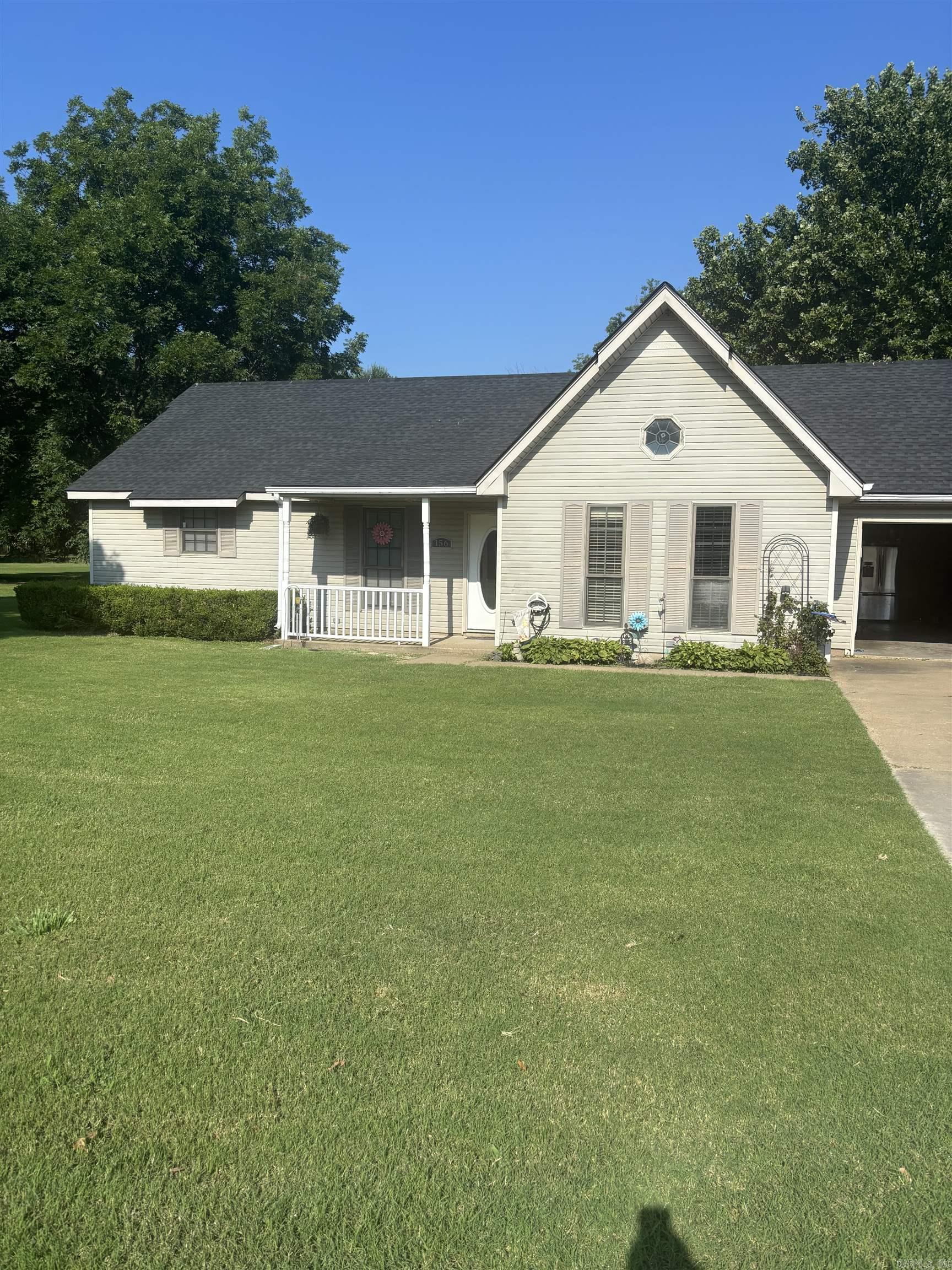 156  Neal  Marion, AR