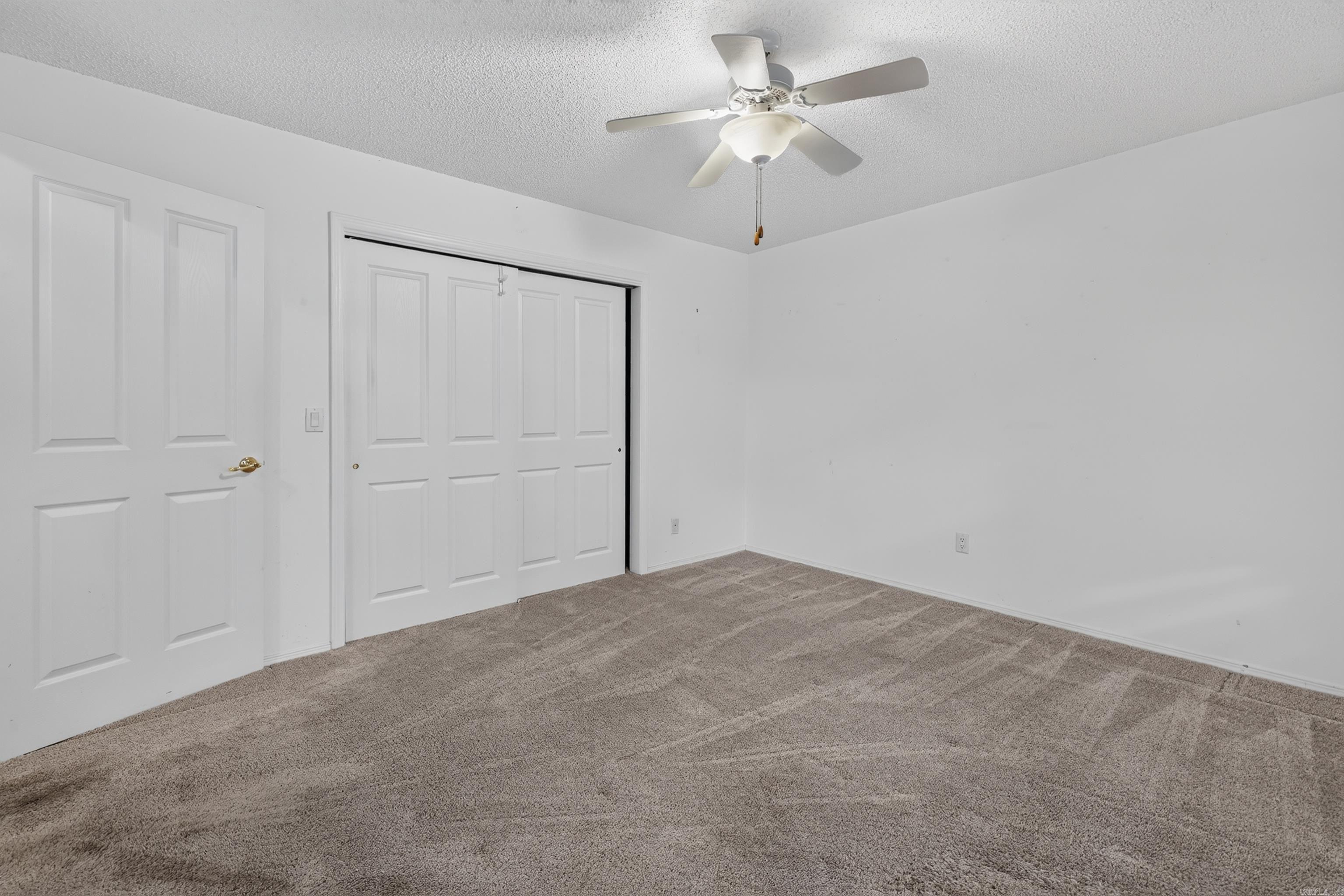 70 Almazan Way  Hot Springs Village, AR