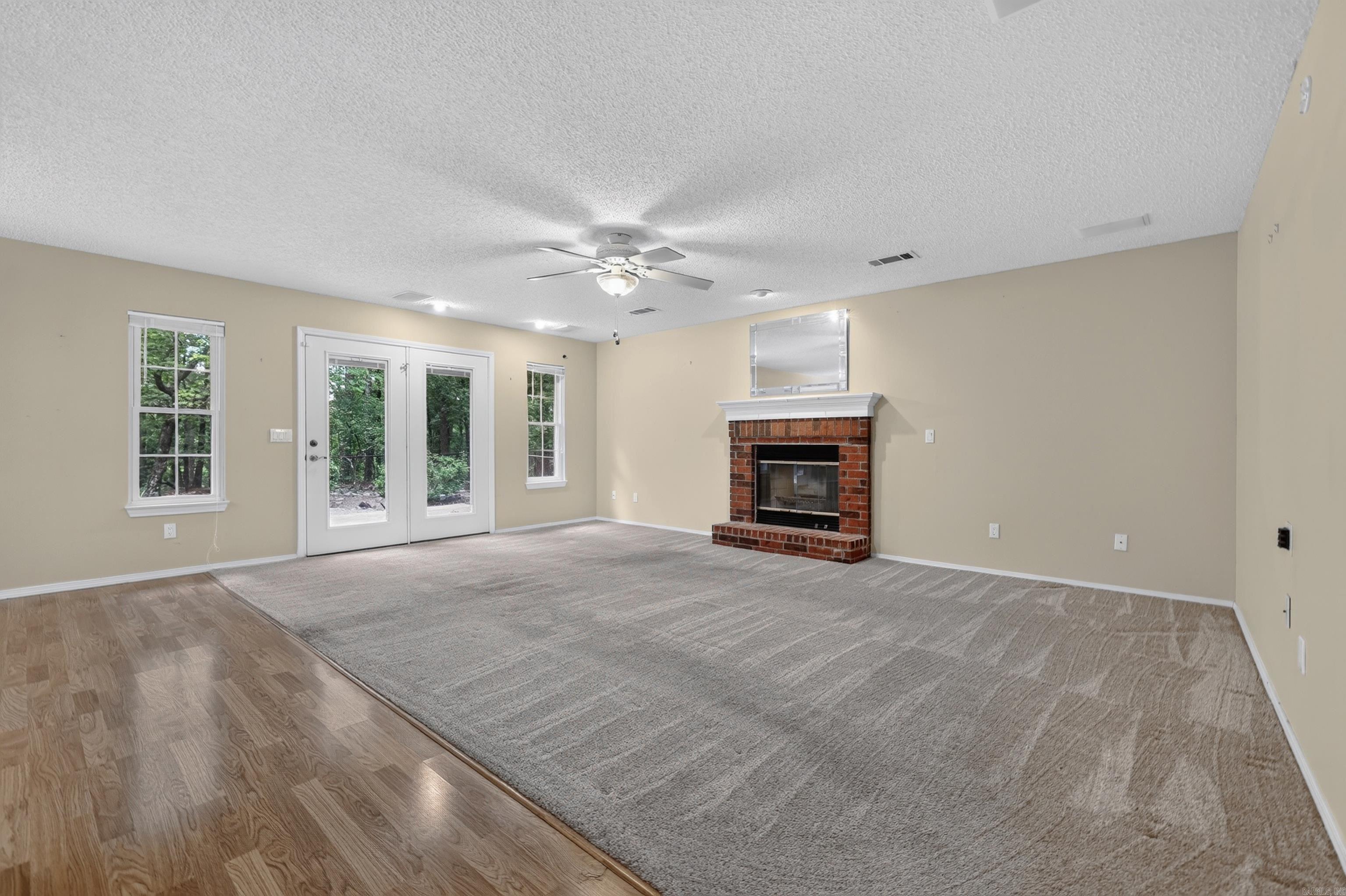 70 Almazan Way  Hot Springs Village, AR