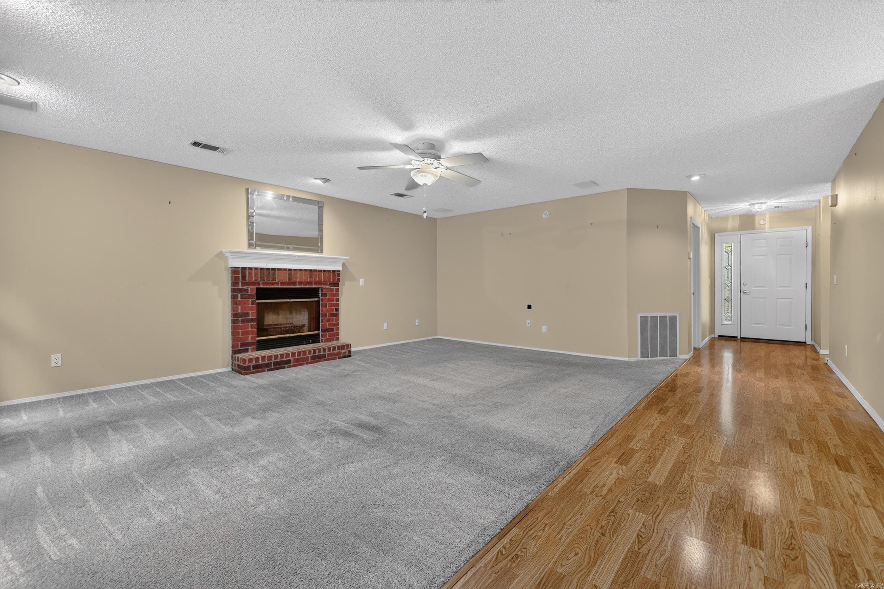 70 Almazan Way  Hot Springs Village, AR