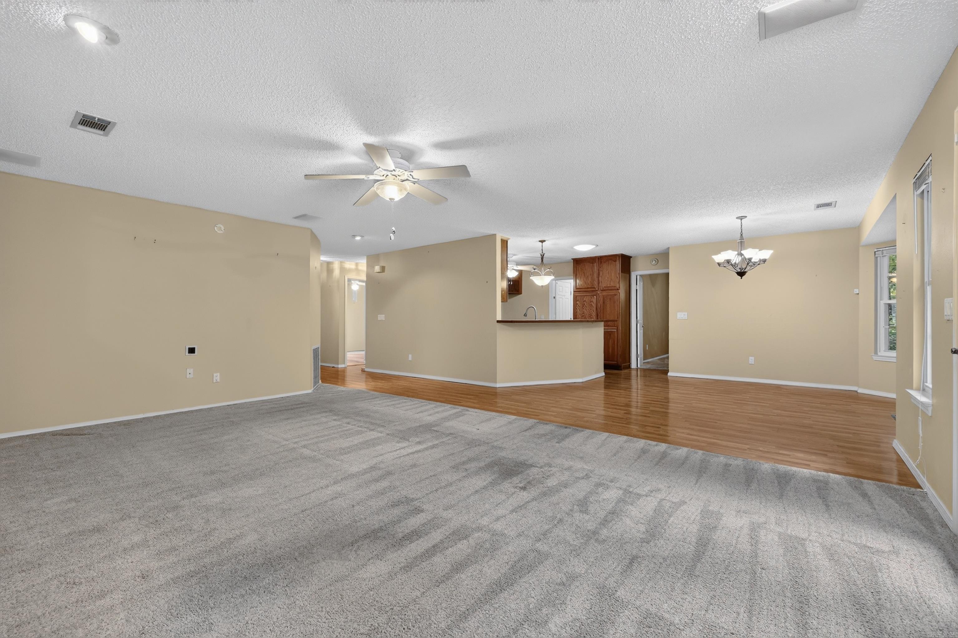 70 Almazan Way  Hot Springs Village, AR