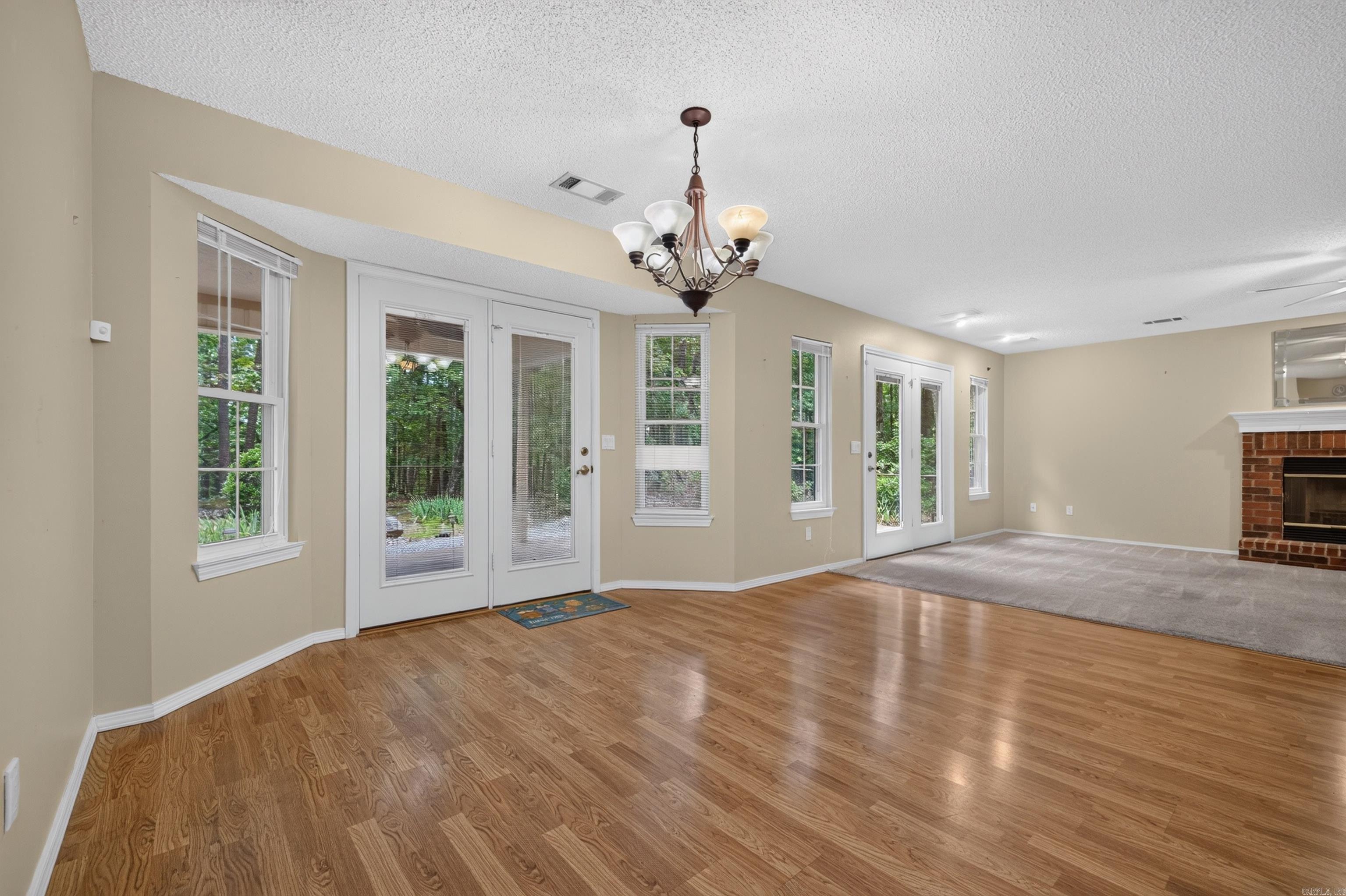 70 Almazan Way  Hot Springs Village, AR