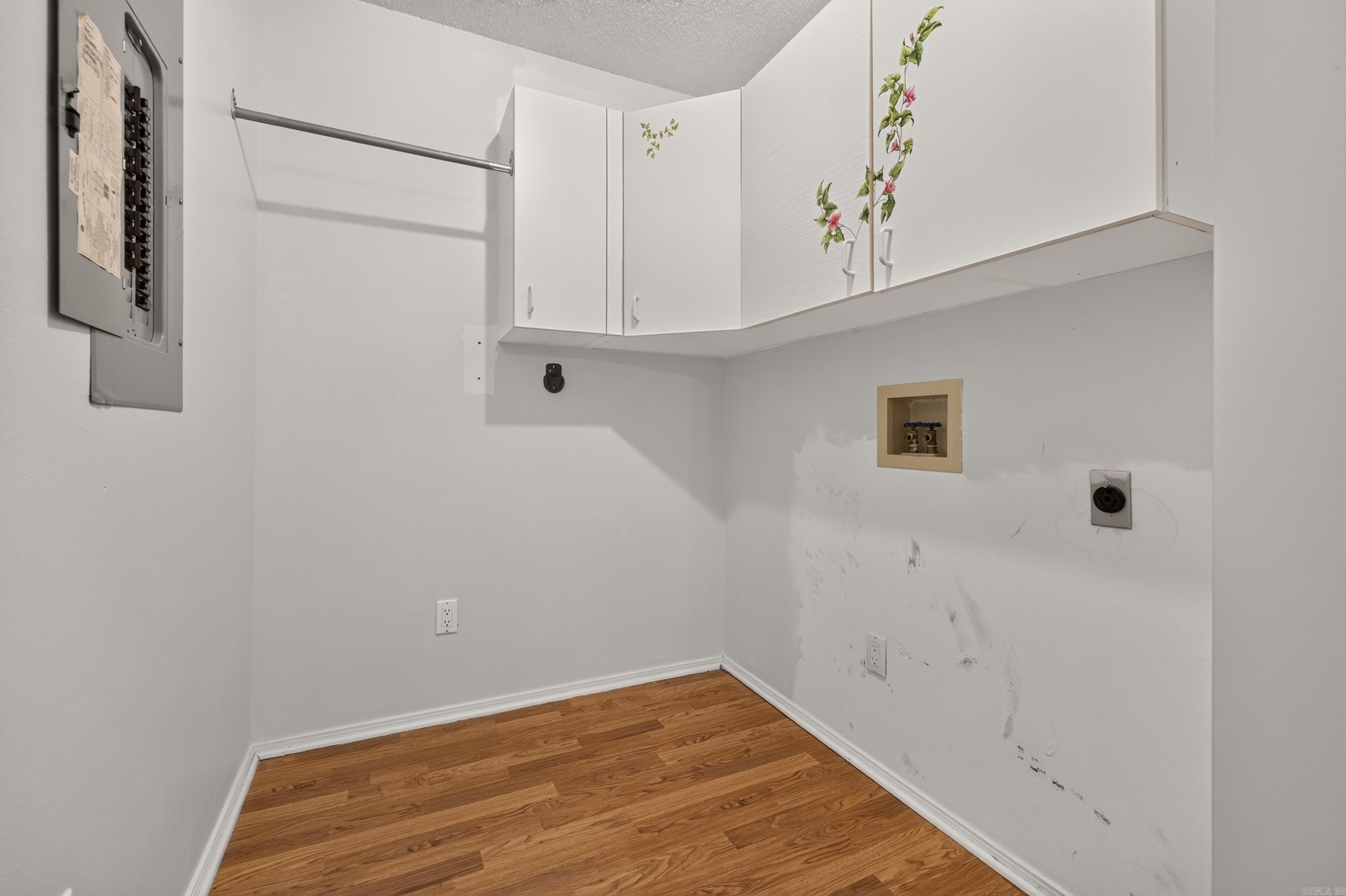 70 Almazan Way  Hot Springs Village, AR