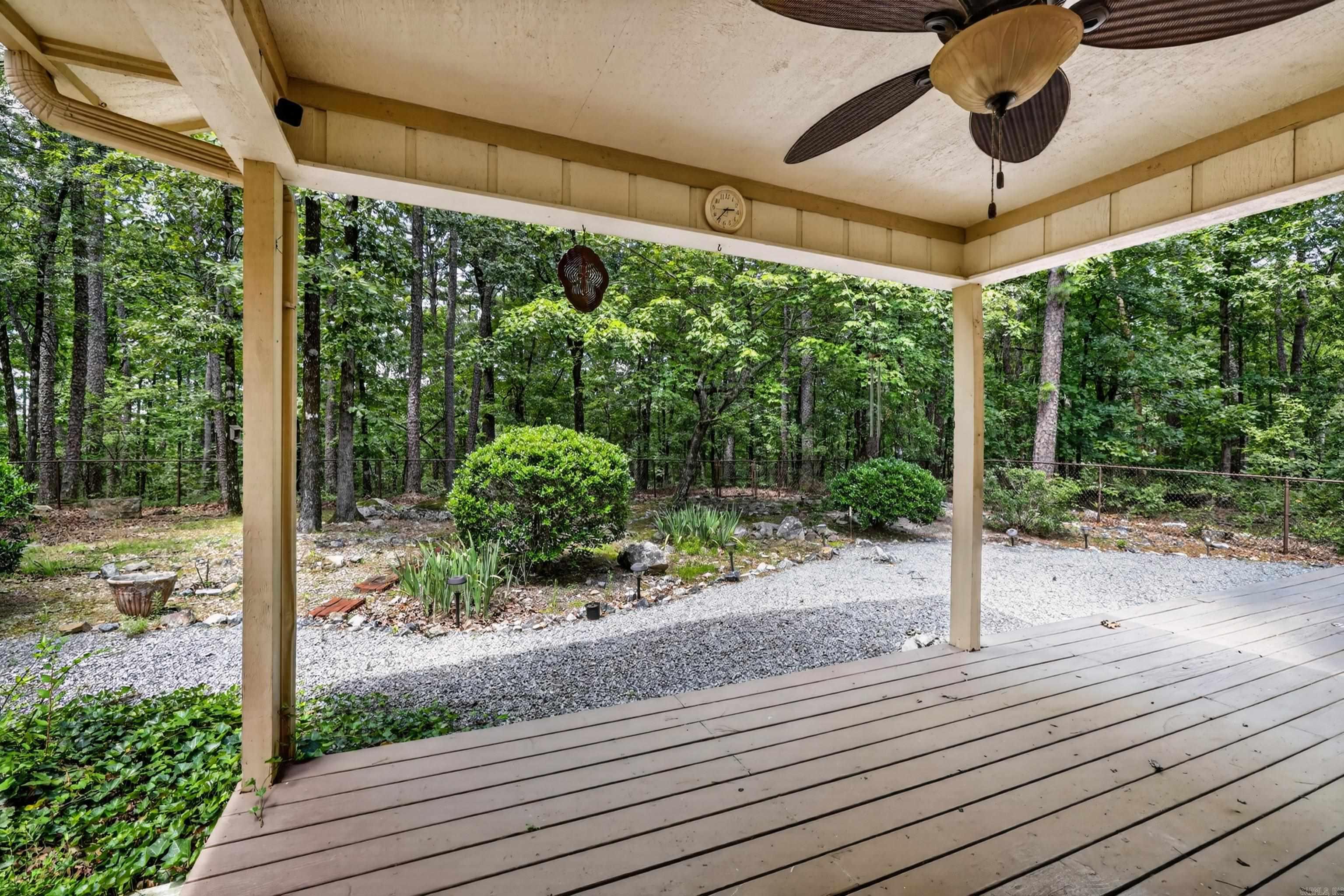 70 Almazan Way  Hot Springs Village, AR