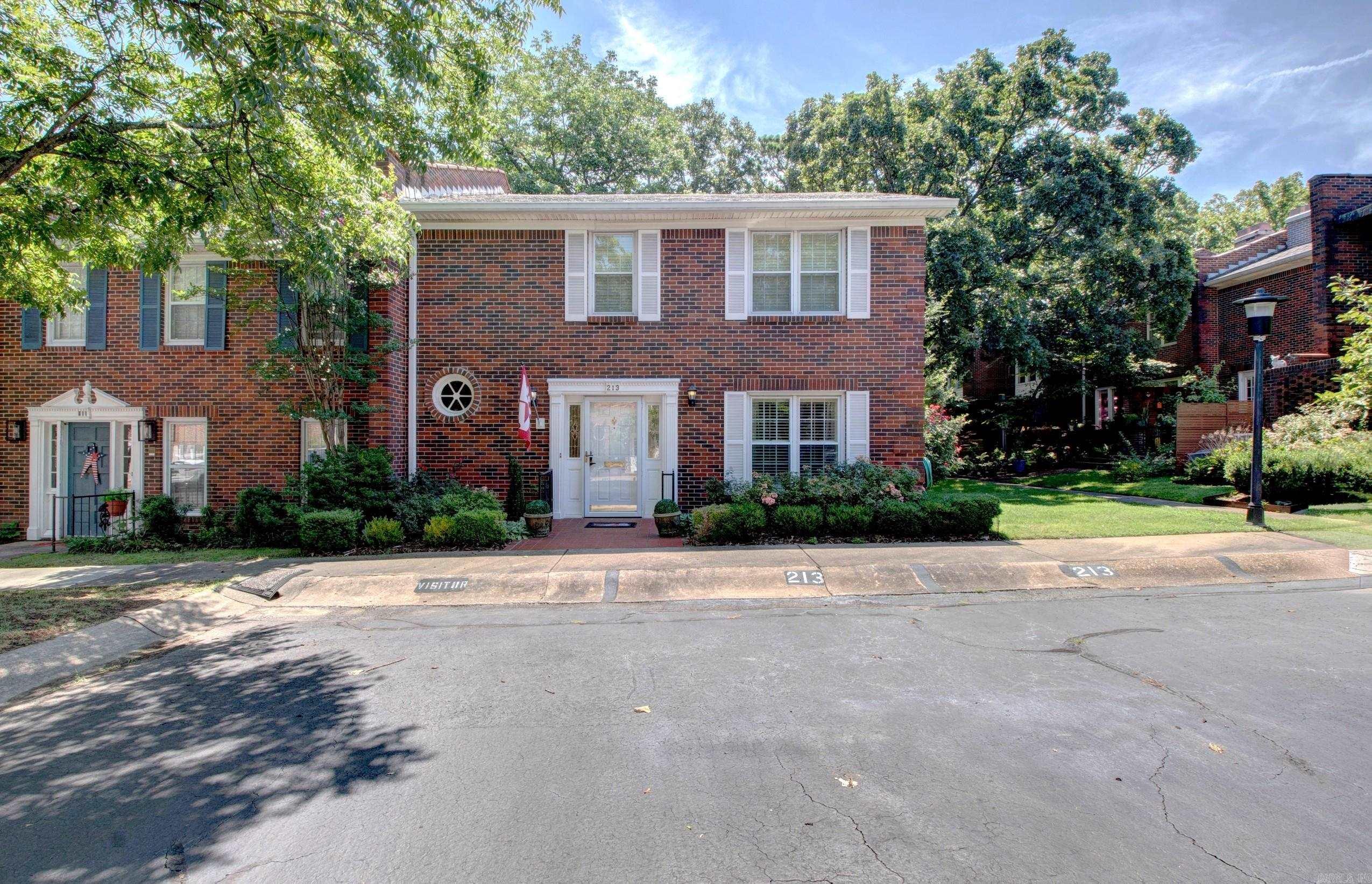 213 Cambridge Place  Little Rock, AR