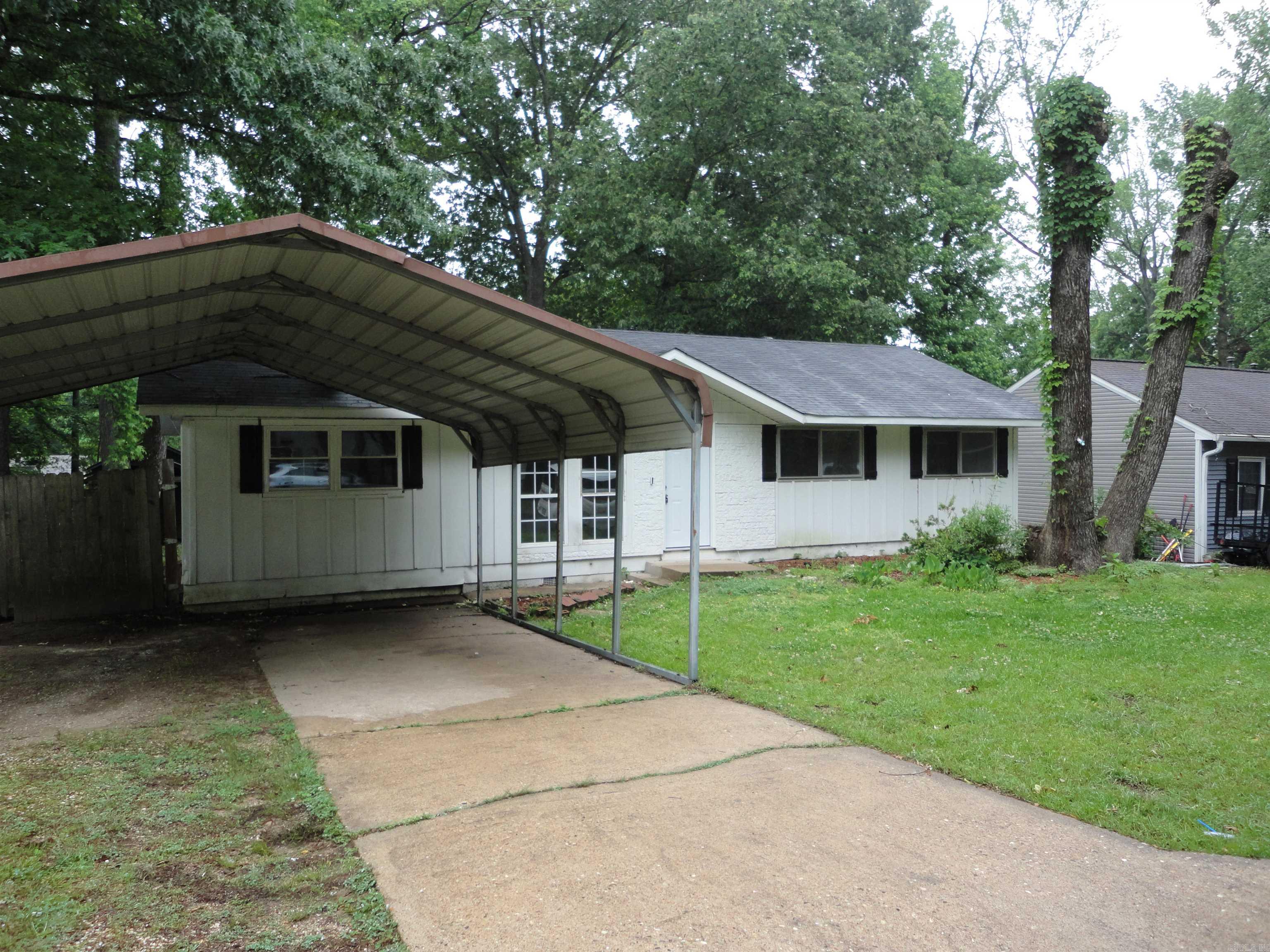 815 Desoto  Benton, AR