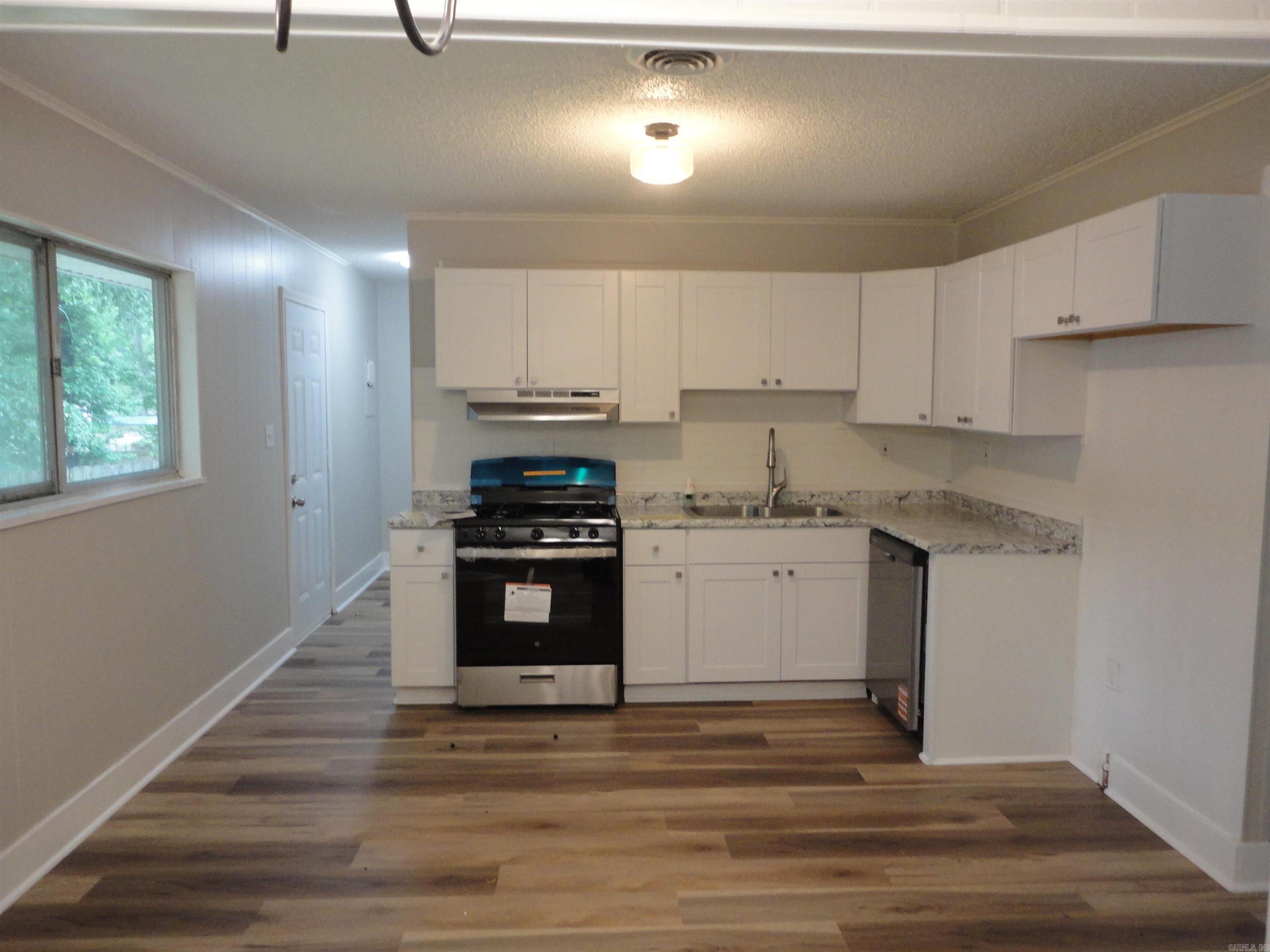 815 Desoto  Benton, AR