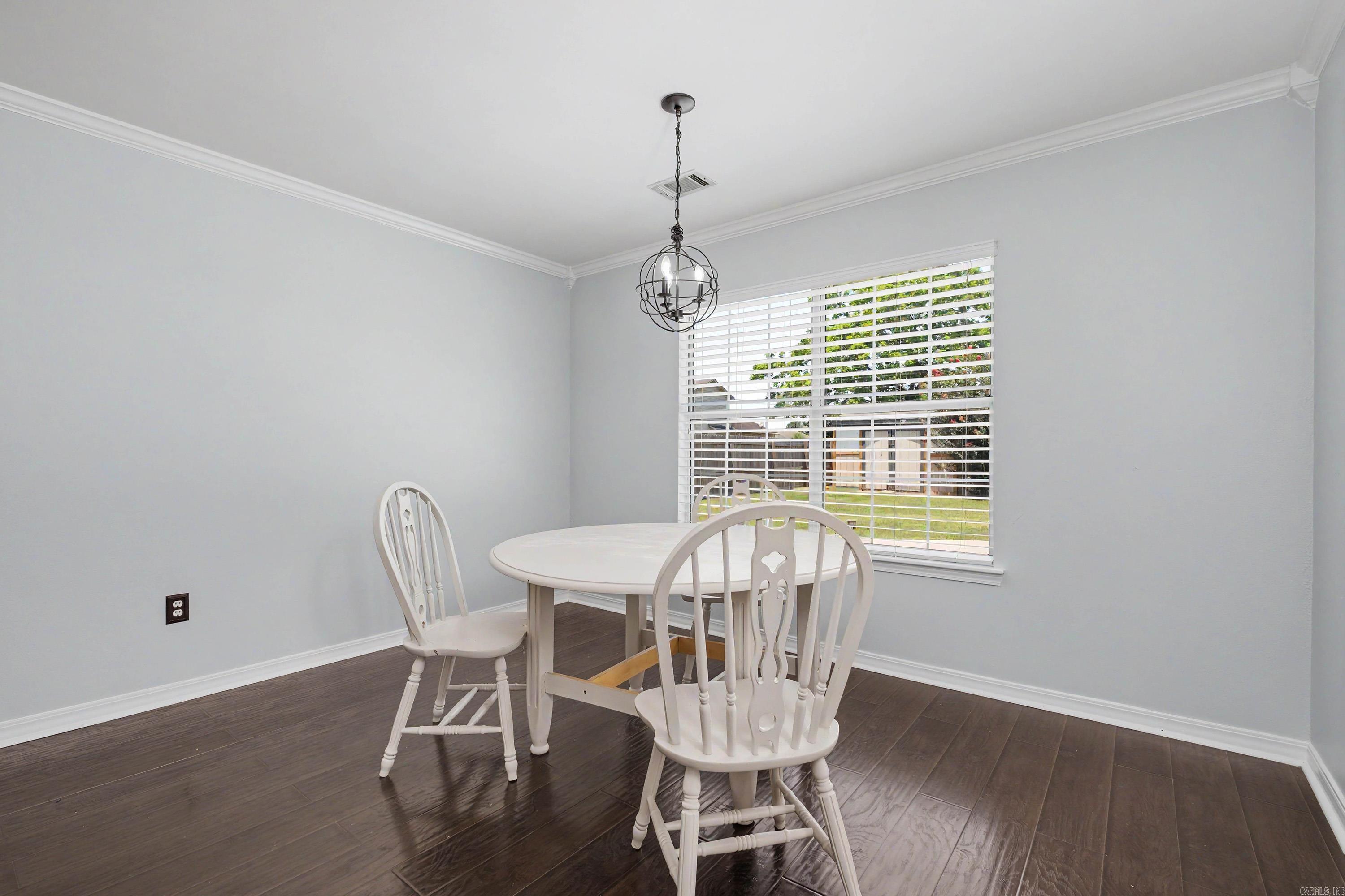 25 FIELDCREST CIR  Cabot, AR