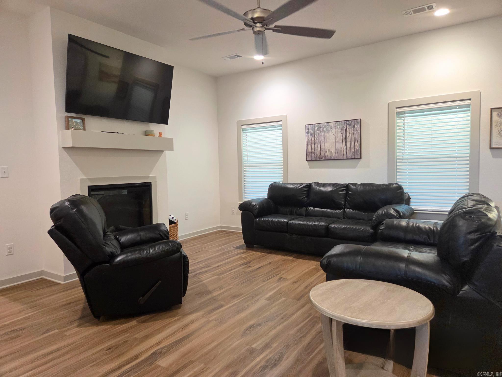 65 Lewis  Greenbrier, AR