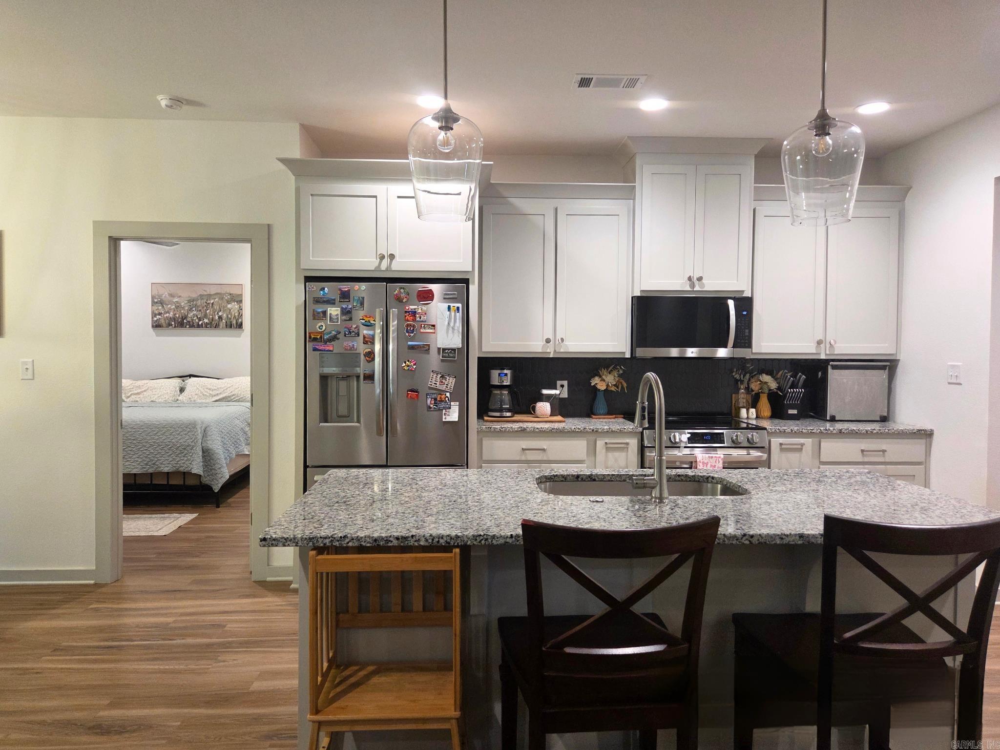 65 Lewis  Greenbrier, AR