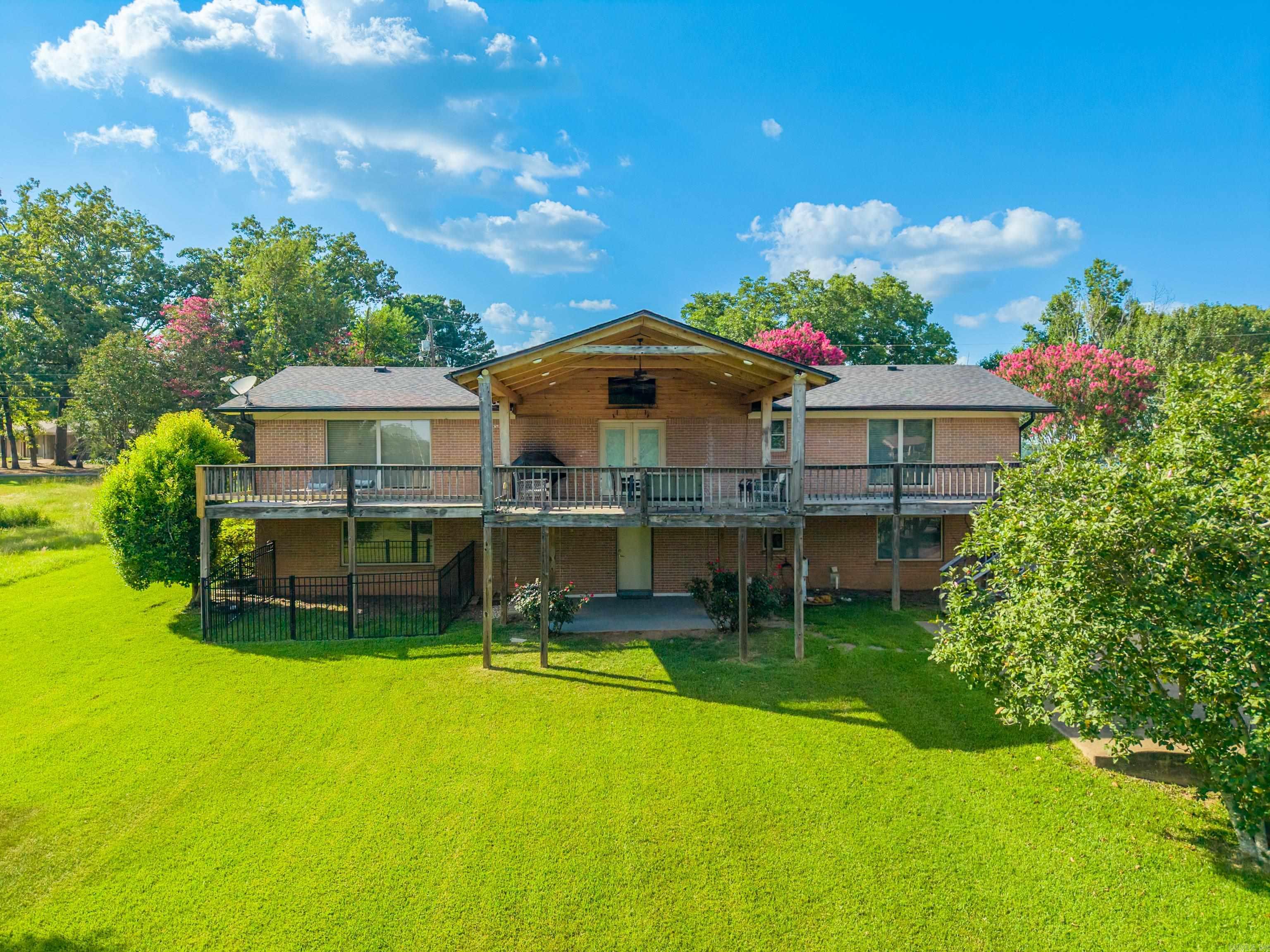 101 Sisney  Hot Springs, AR