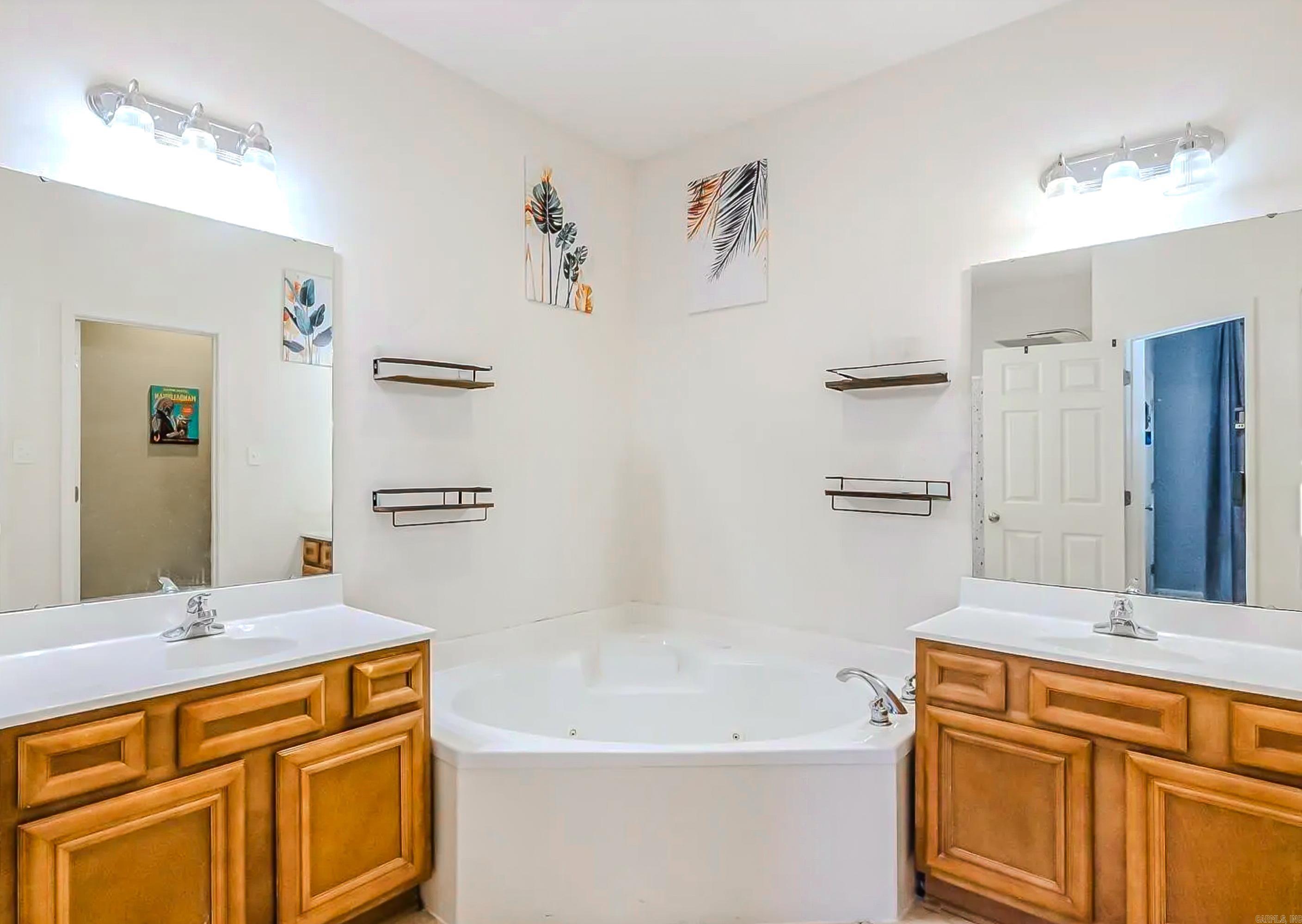 64 Horton HIlls  Sheridan, AR
