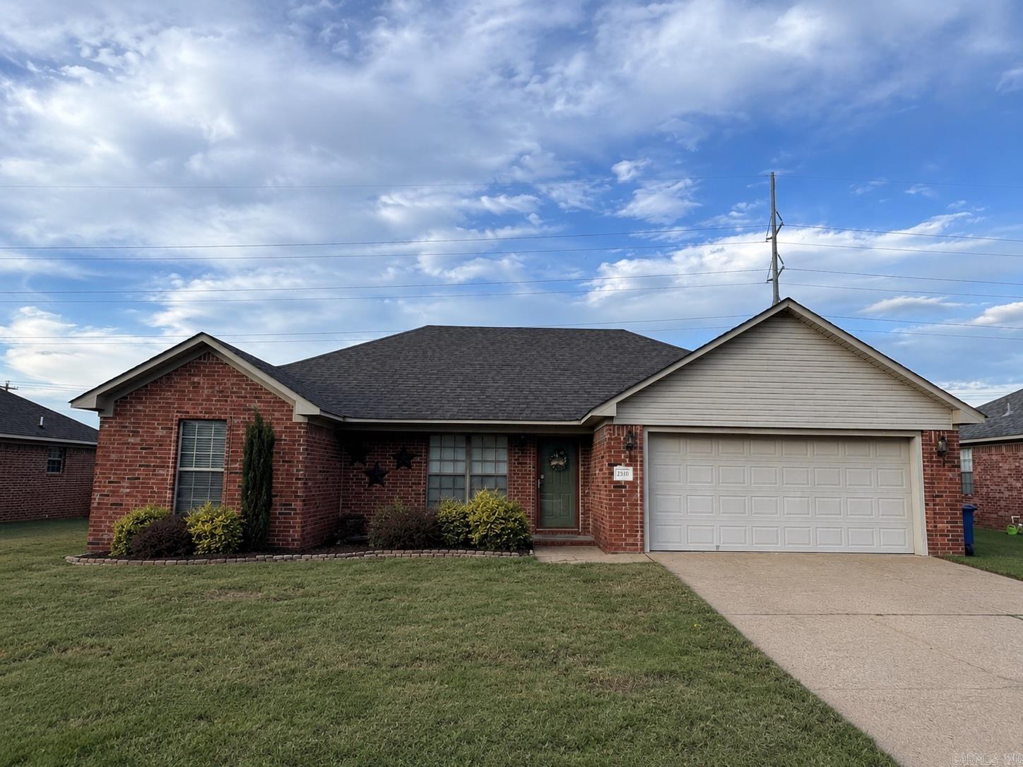 2310 Apple Blossom  Conway, AR