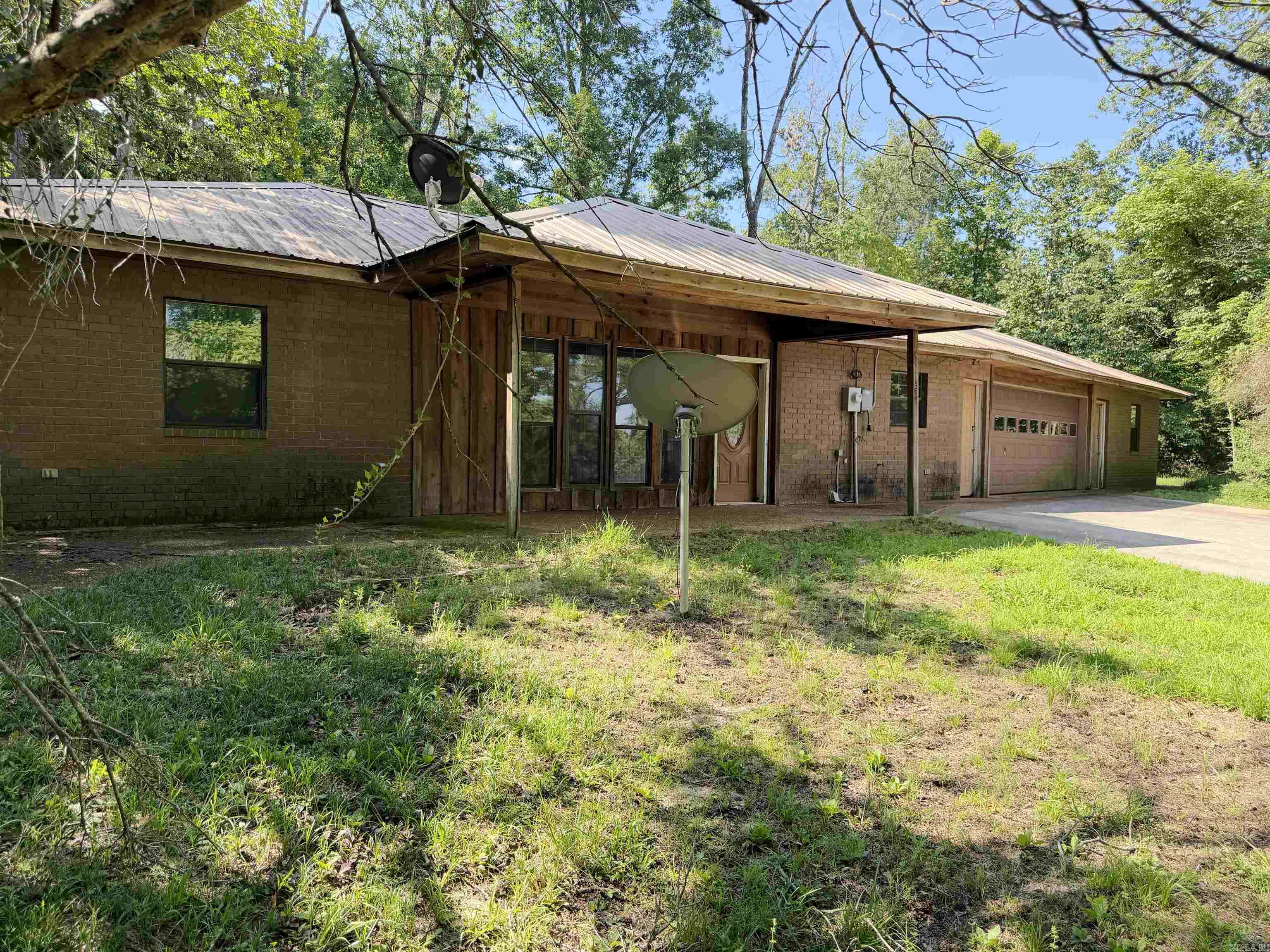 260  Whispering Pine  Melbourne, AR