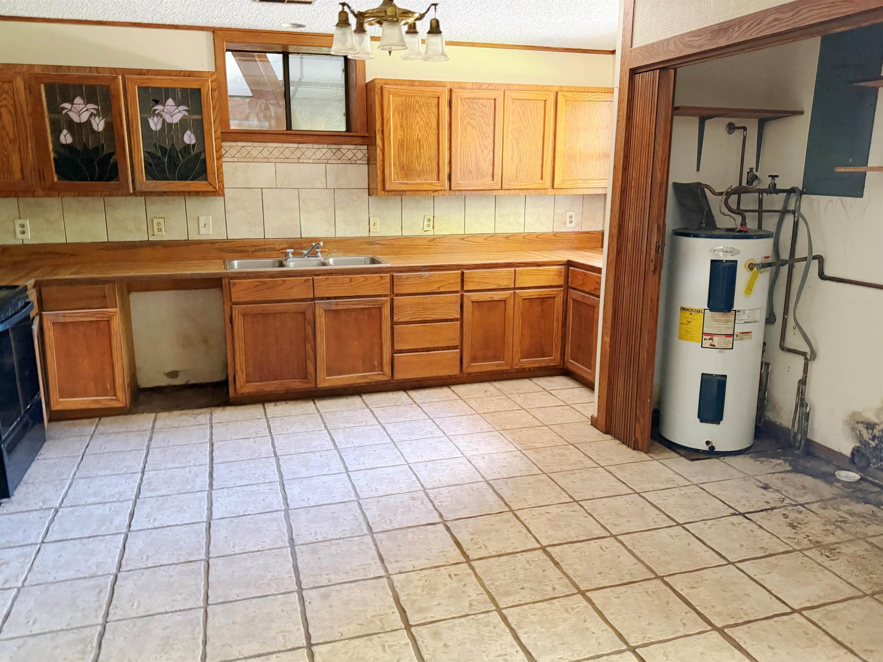 260 Whispering Pine  Melbourne, AR
