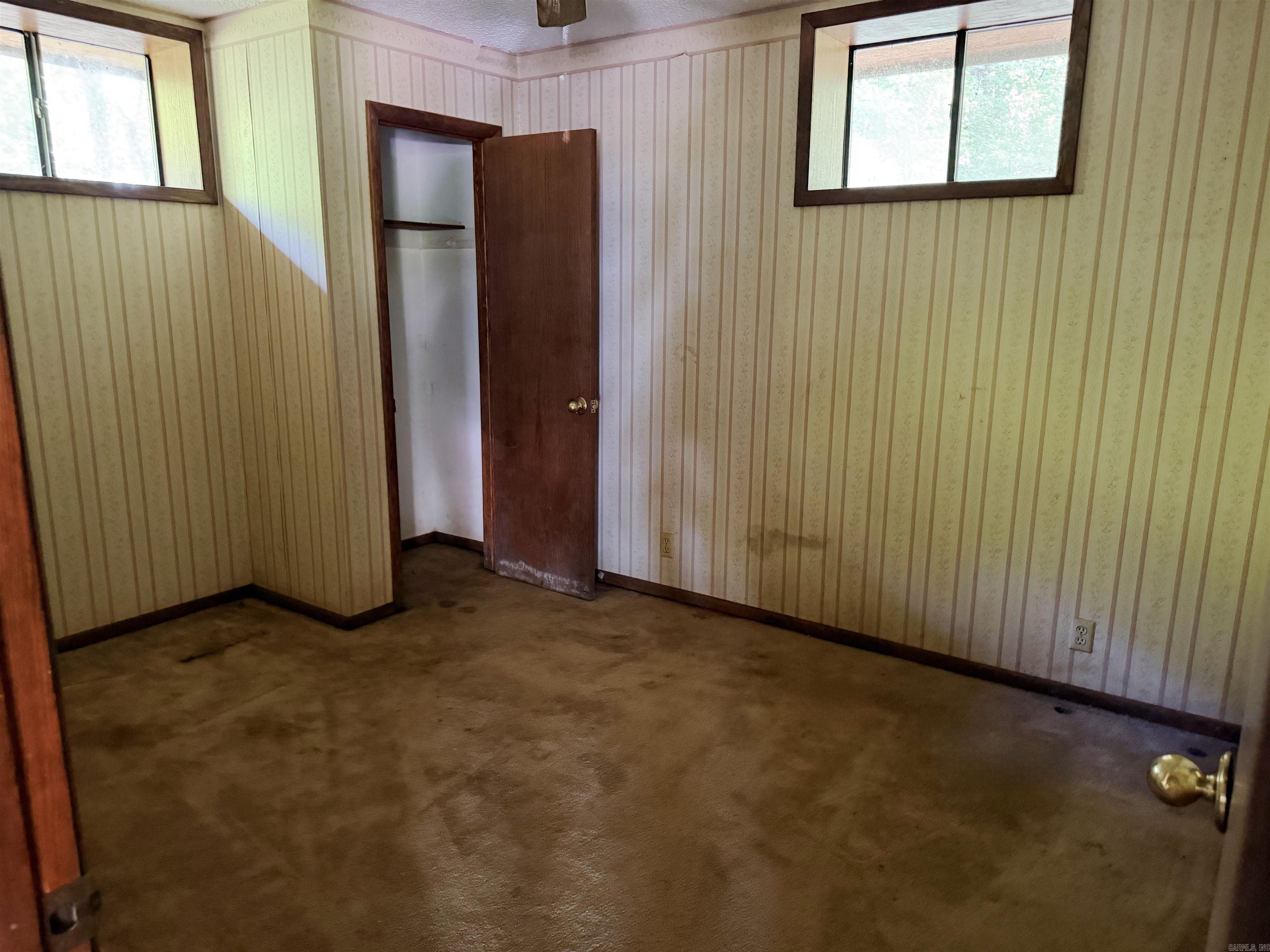 260 Whispering Pine  Melbourne, AR