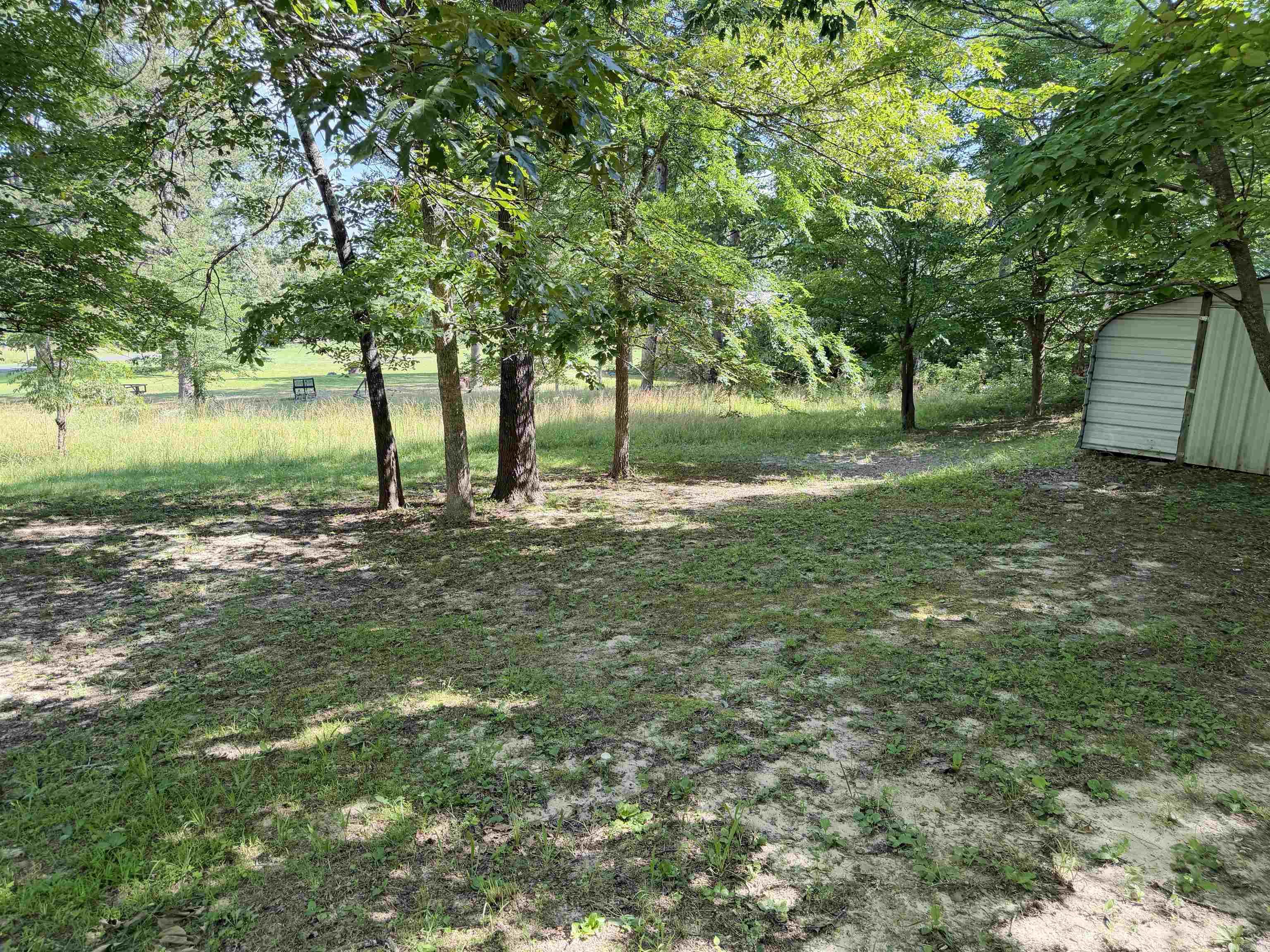 260 Whispering Pine  Melbourne, AR