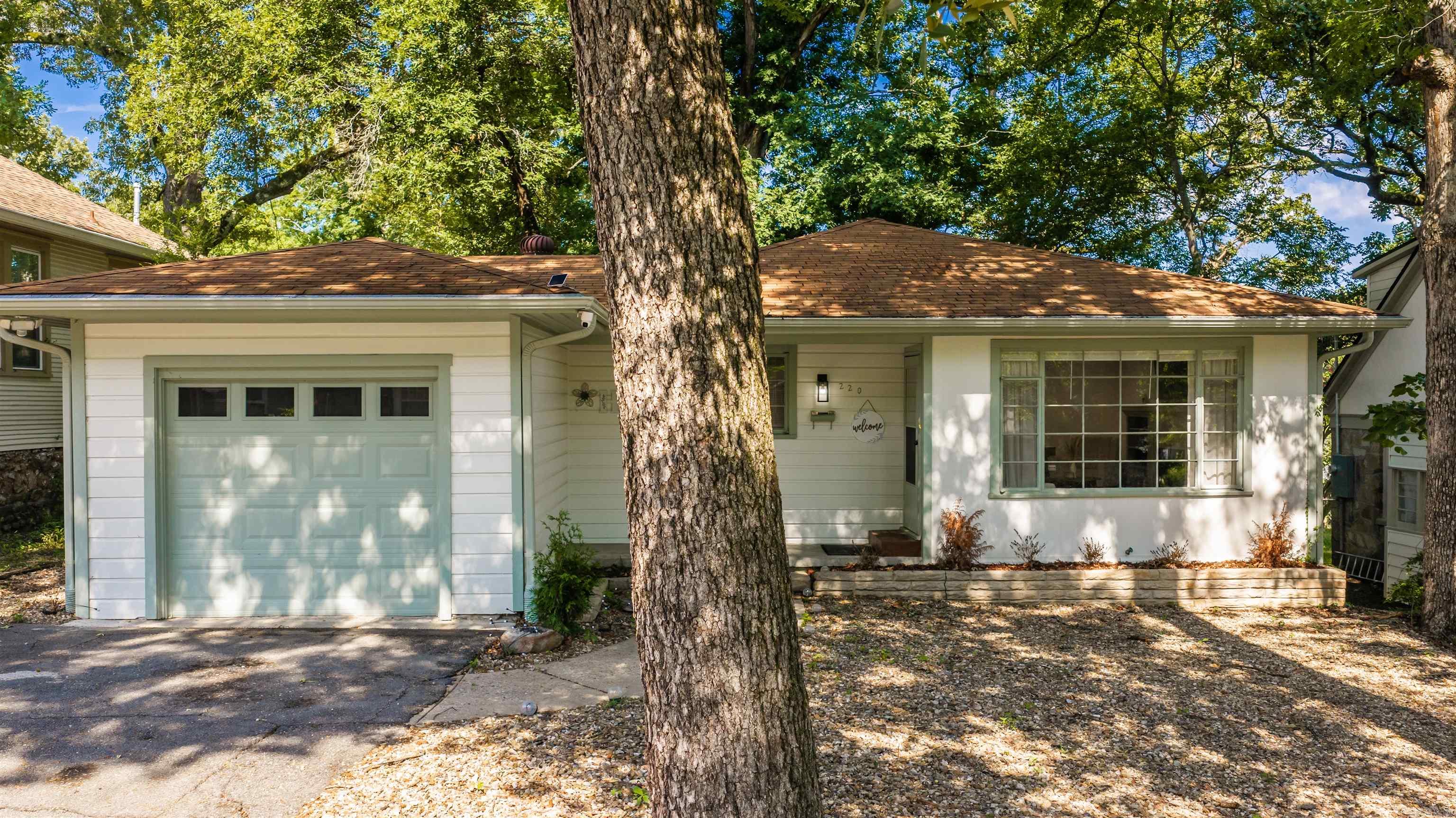 220 N Monroe  Little Rock, AR