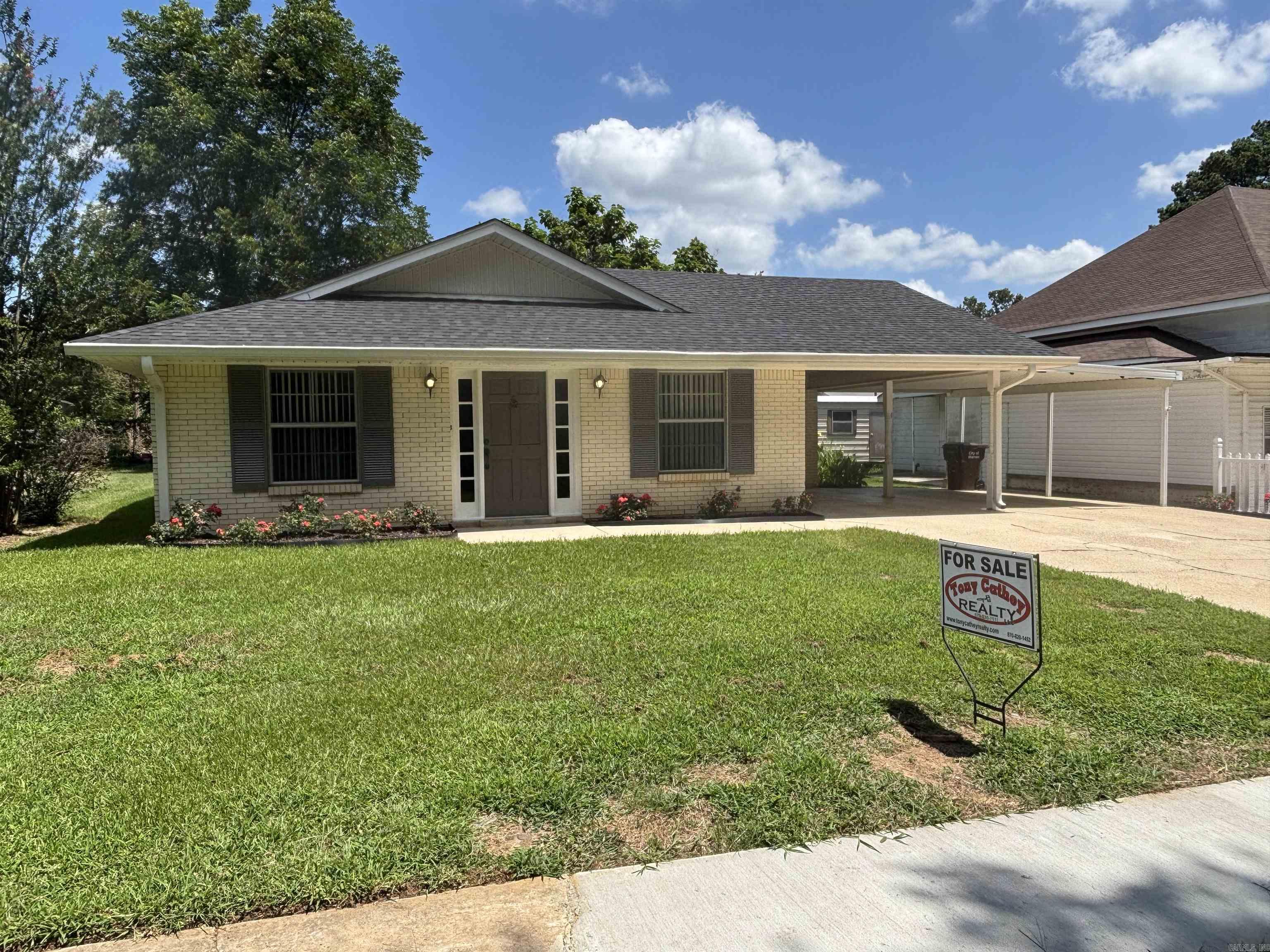 100  Wheeler St  Warren, AR
