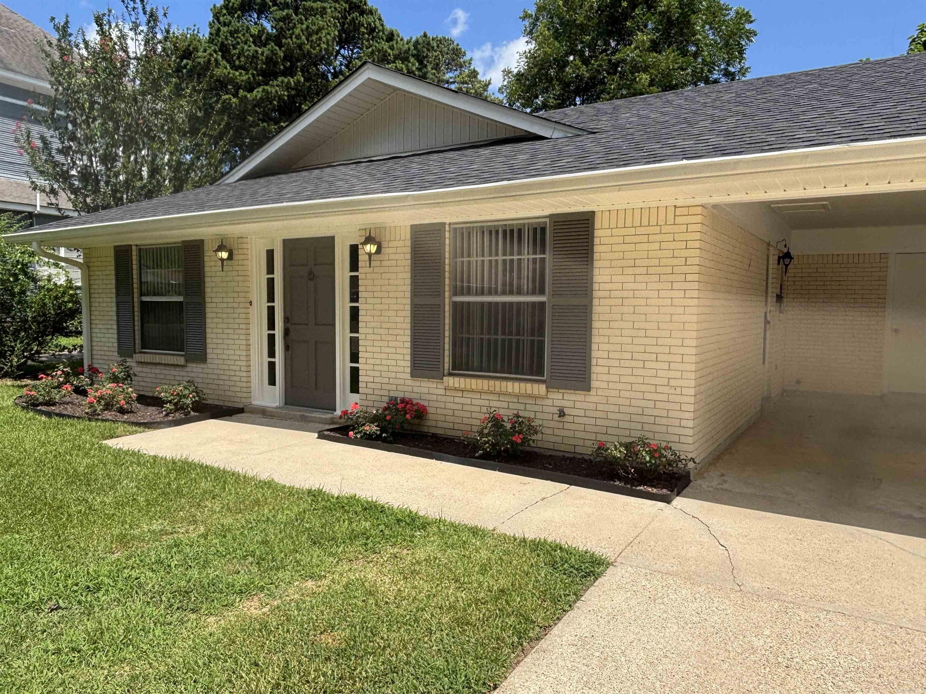100 Wheeler St  Warren, AR