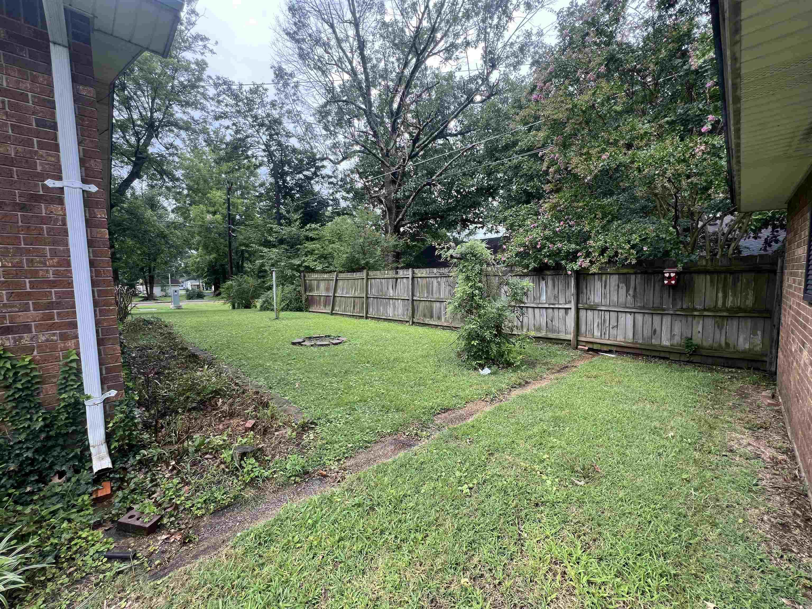 726 N 6th  Piggott, AR