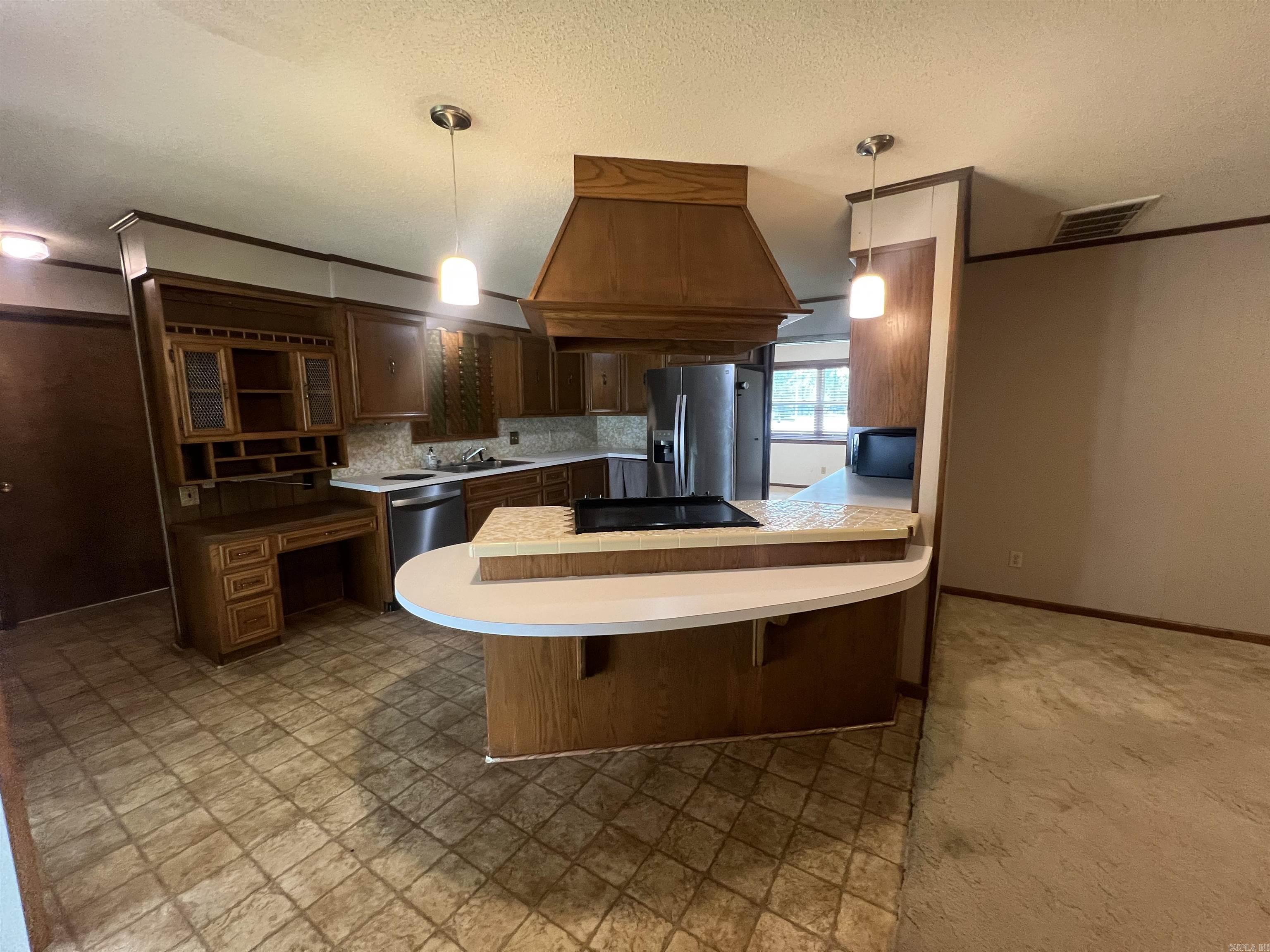 726 N 6th  Piggott, AR