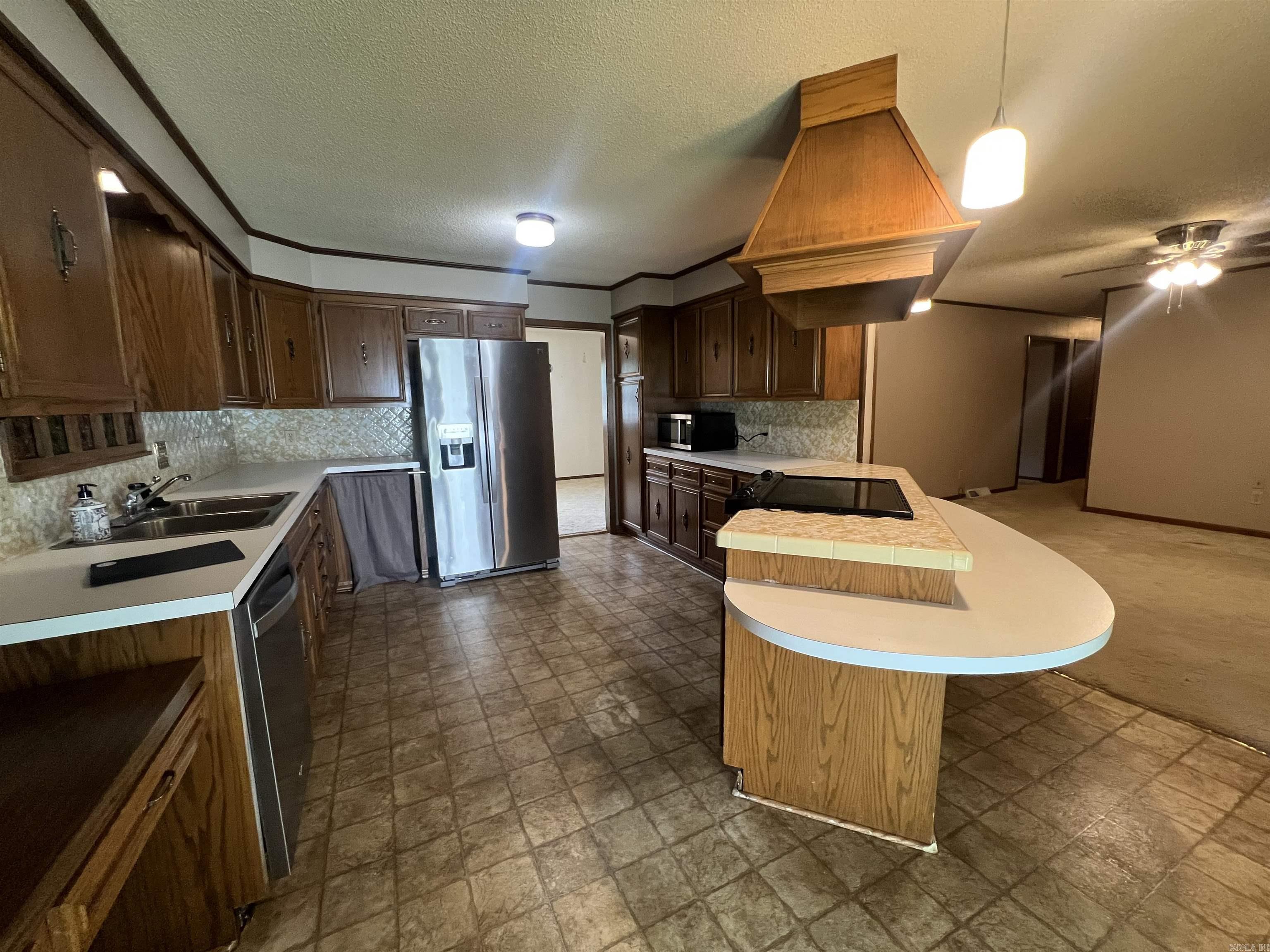 726 N 6th  Piggott, AR