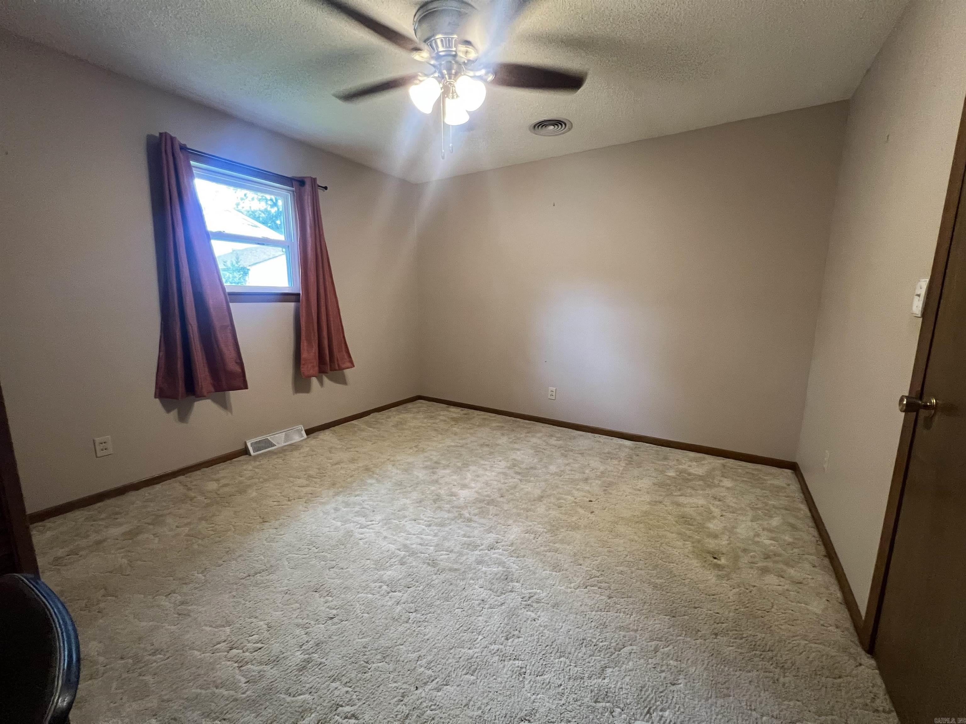 726 N 6th  Piggott, AR
