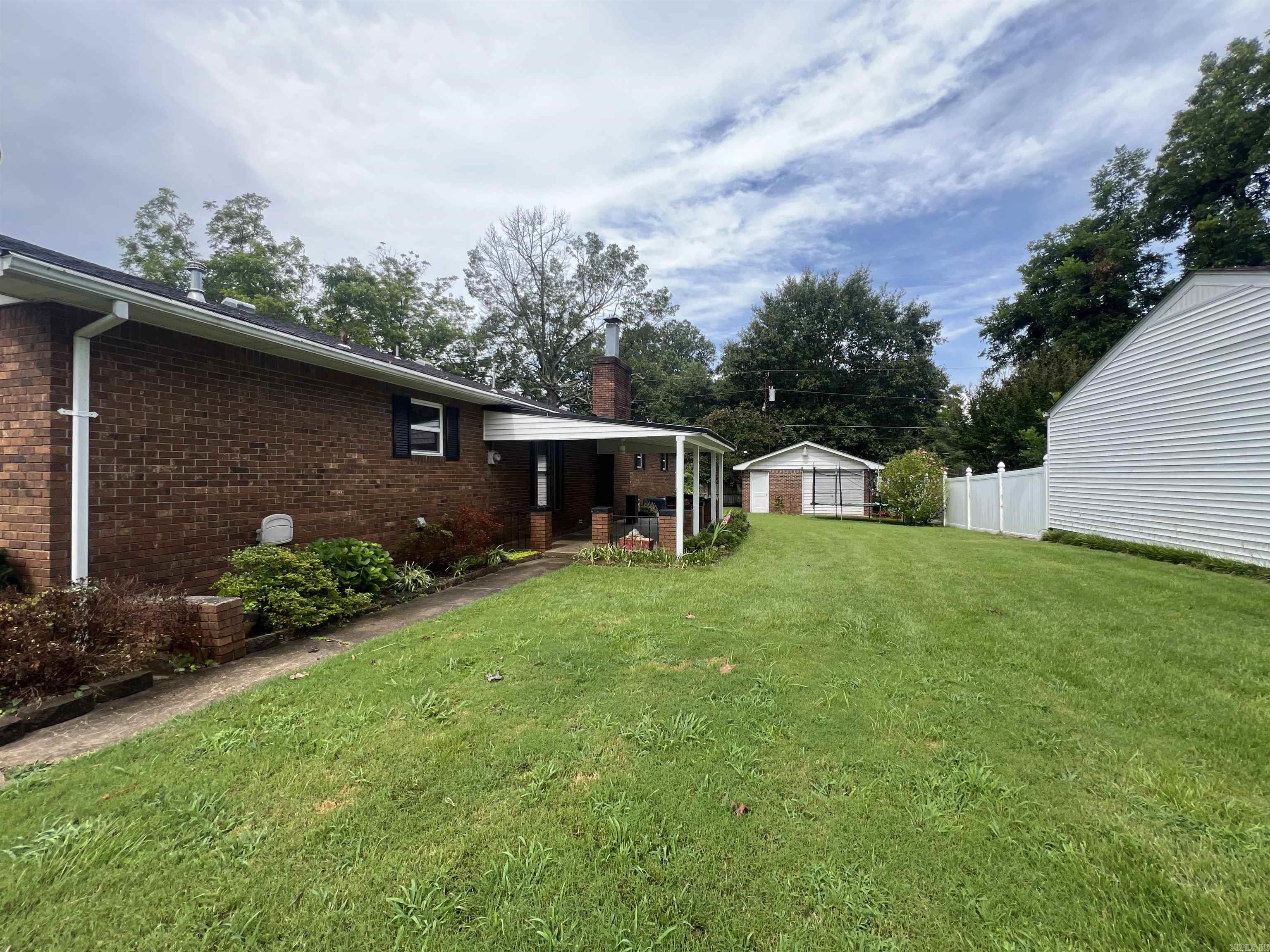 726 N 6th  Piggott, AR
