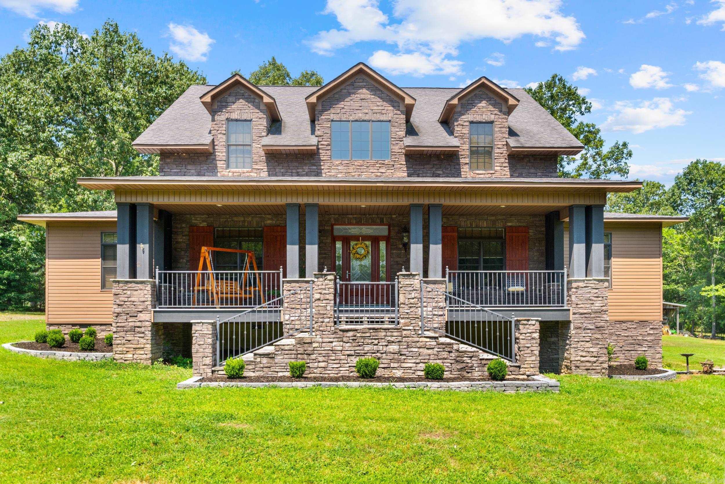 1919 Tudor Loop  Benton, AR