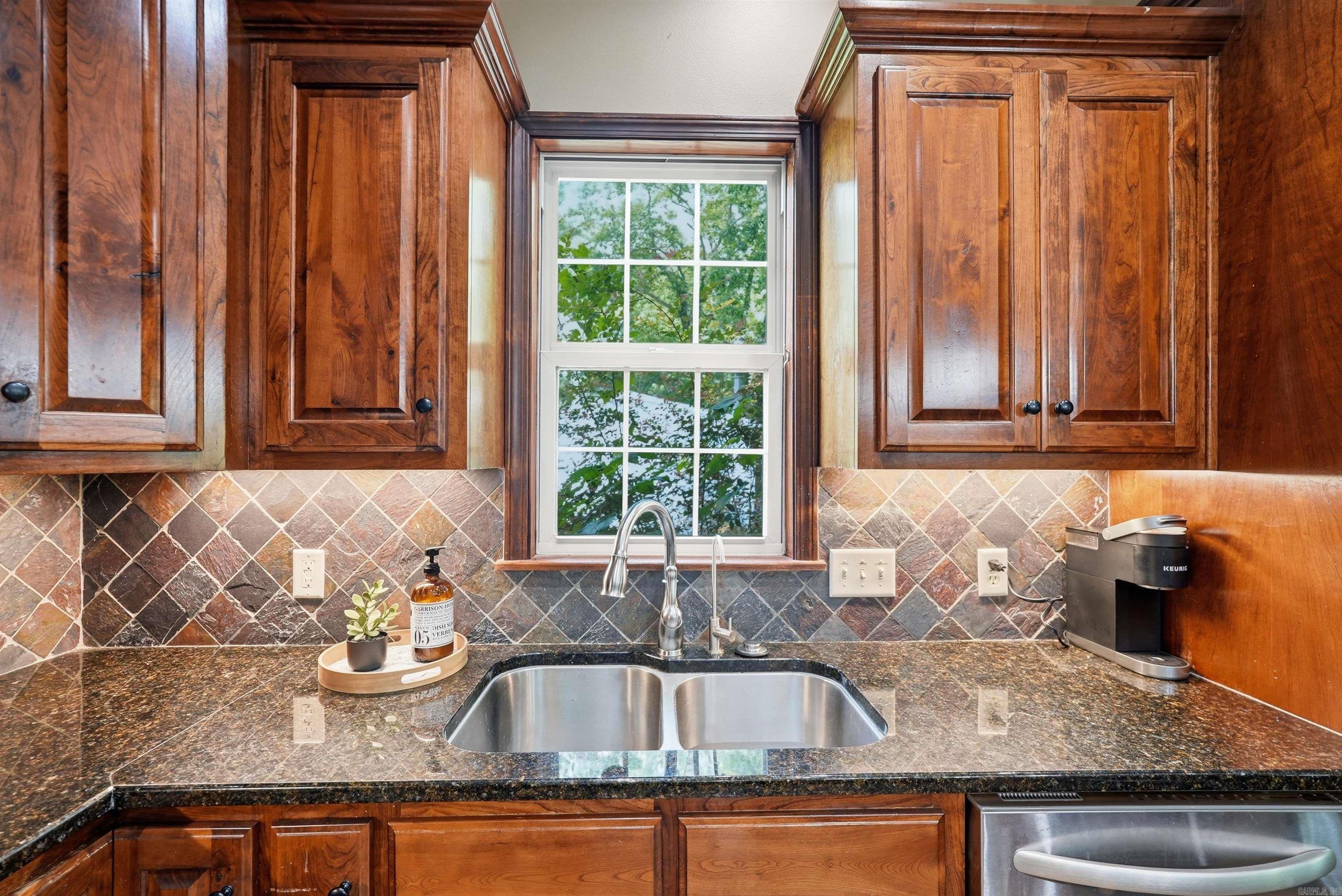 644 Hidden Valley  Wilburn, AR