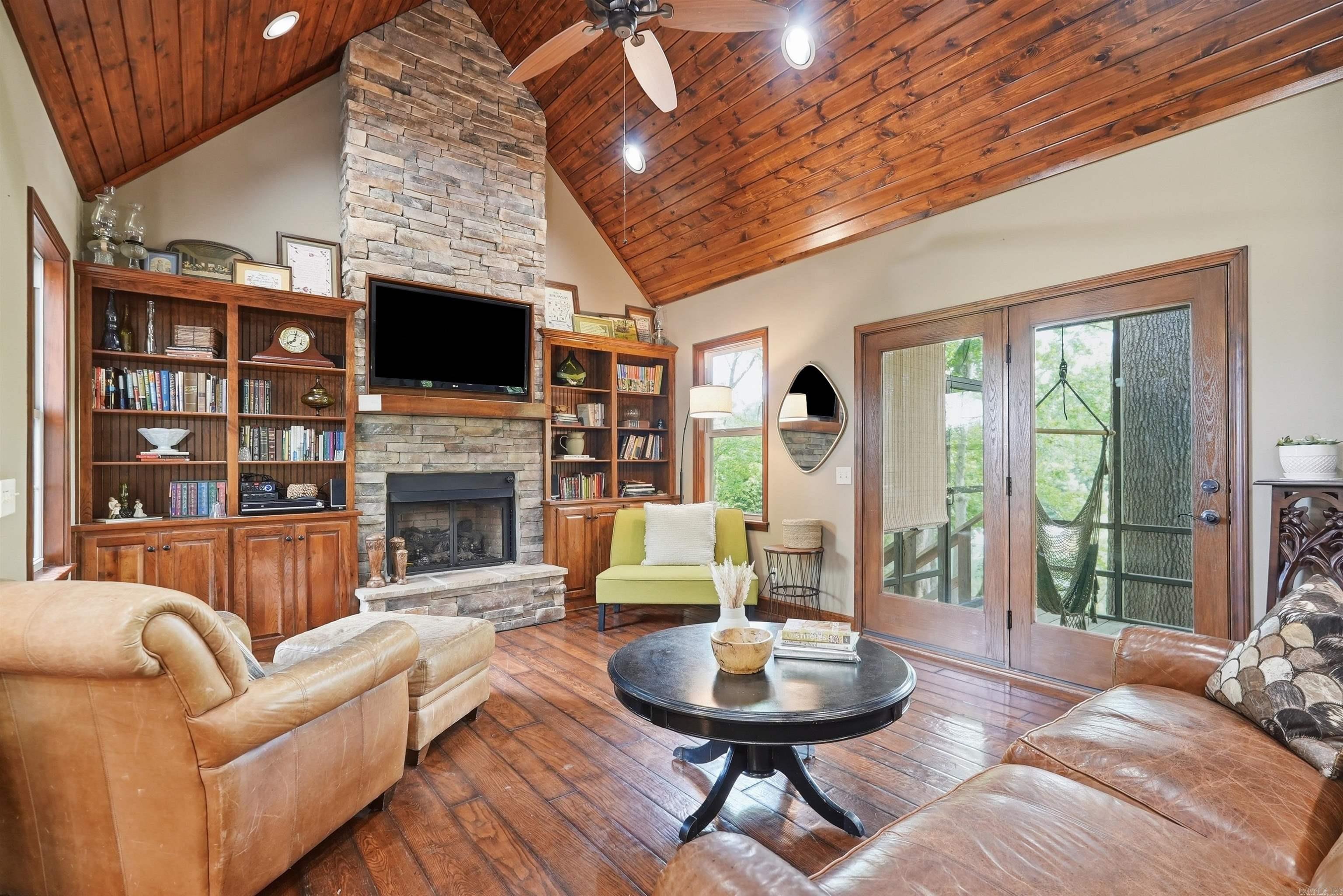 644 Hidden Valley  Wilburn, AR