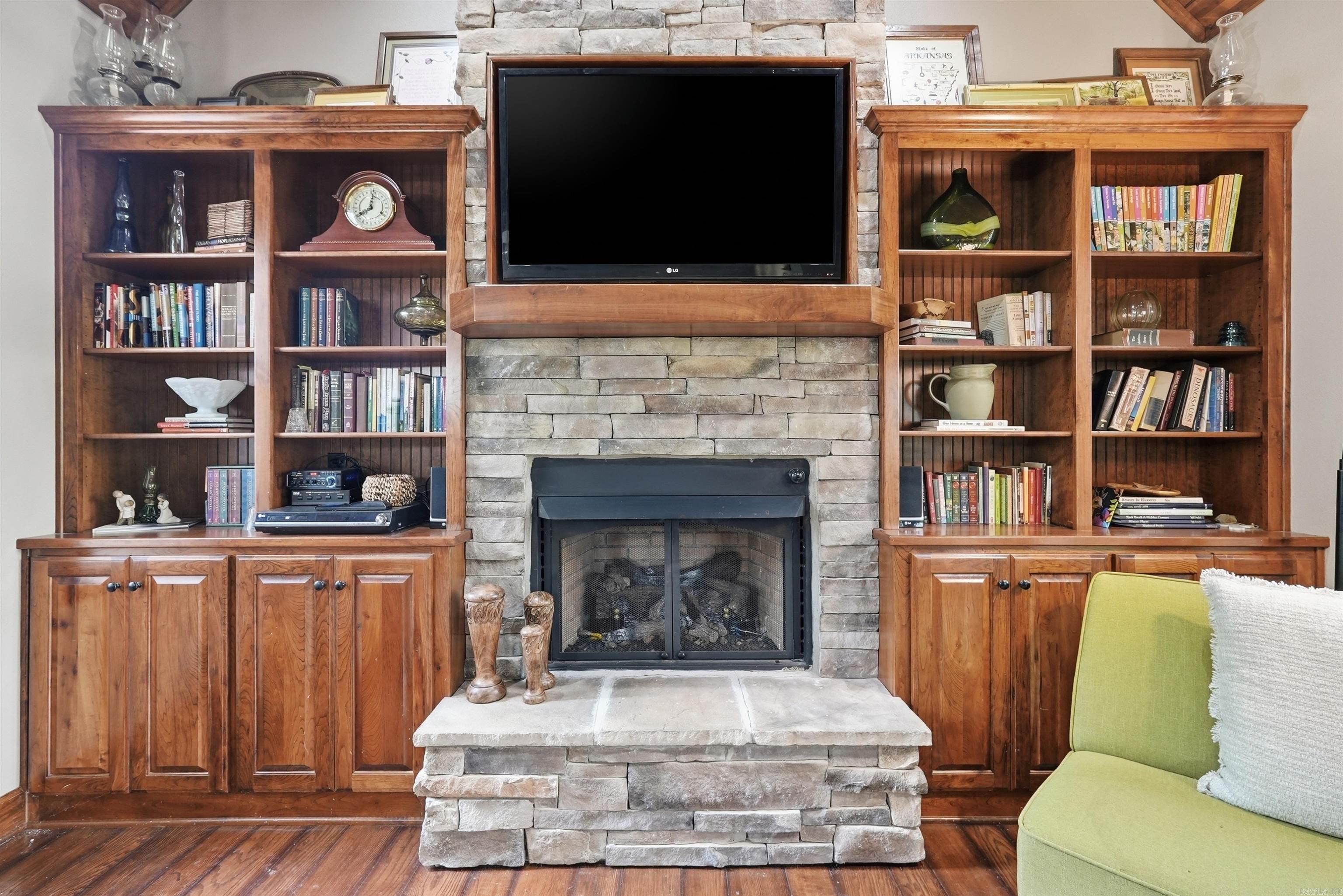 644 Hidden Valley  Wilburn, AR