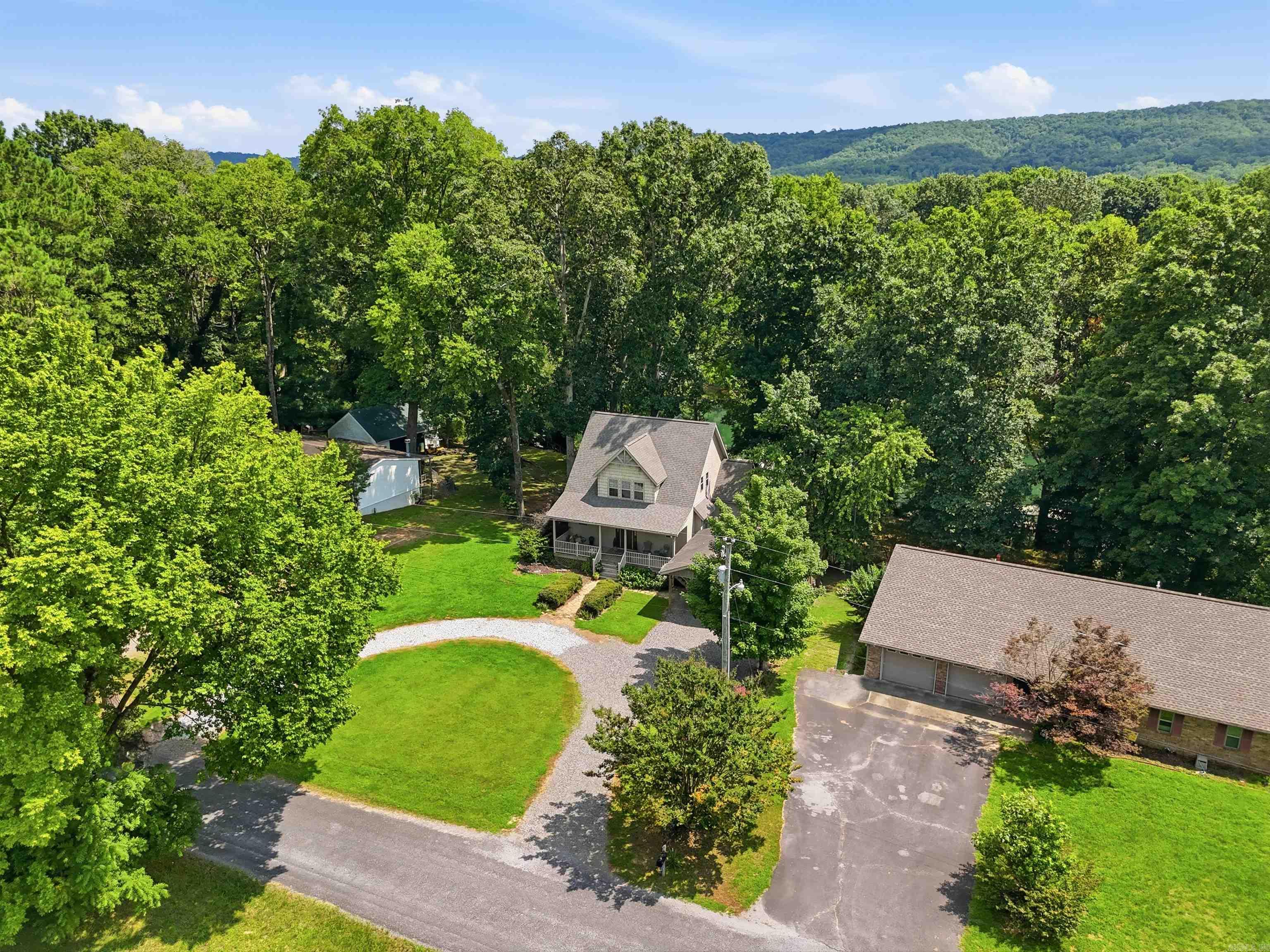 644 Hidden Valley  Wilburn, AR