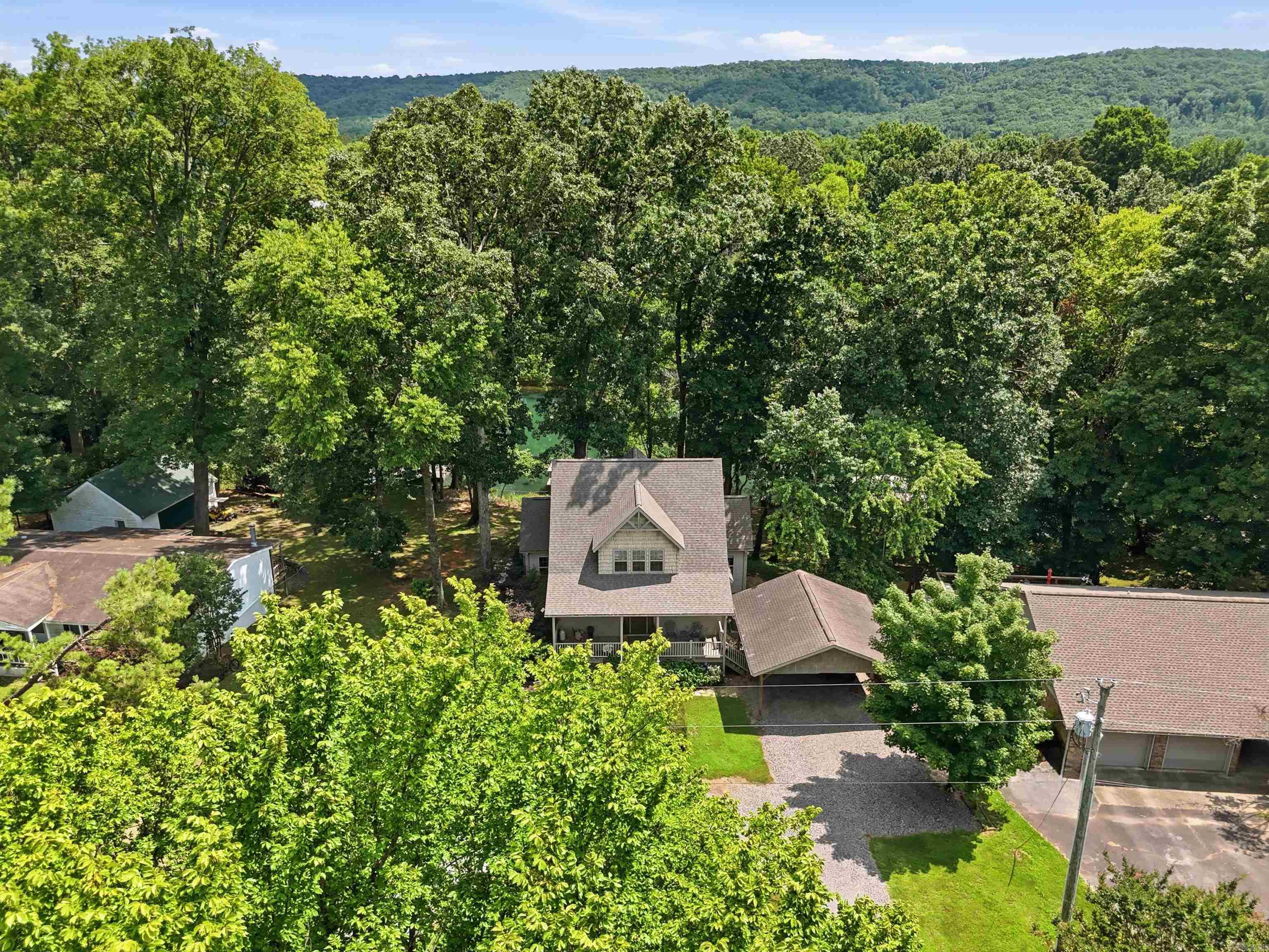 644 Hidden Valley  Wilburn, AR