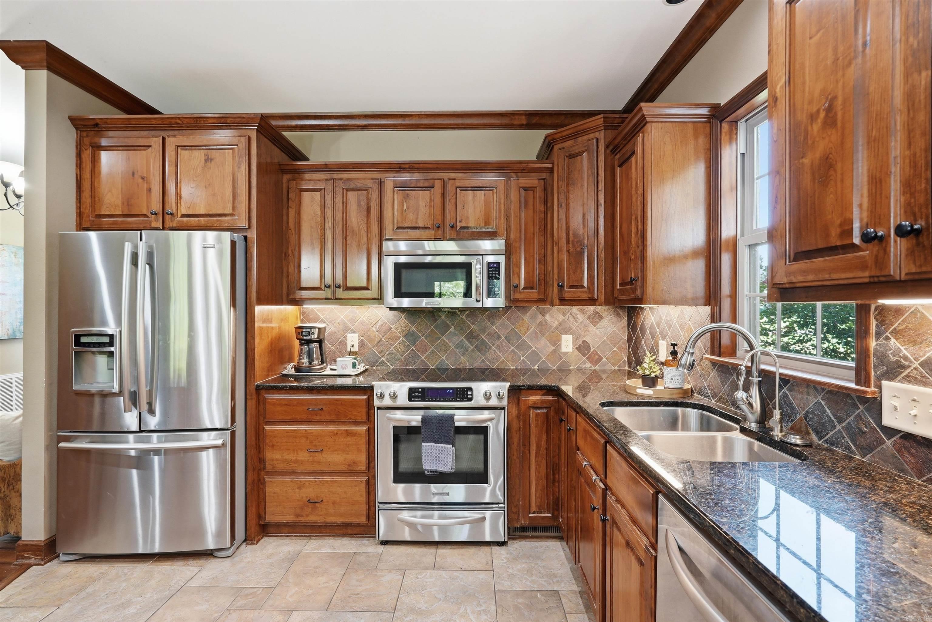 644 Hidden Valley  Wilburn, AR
