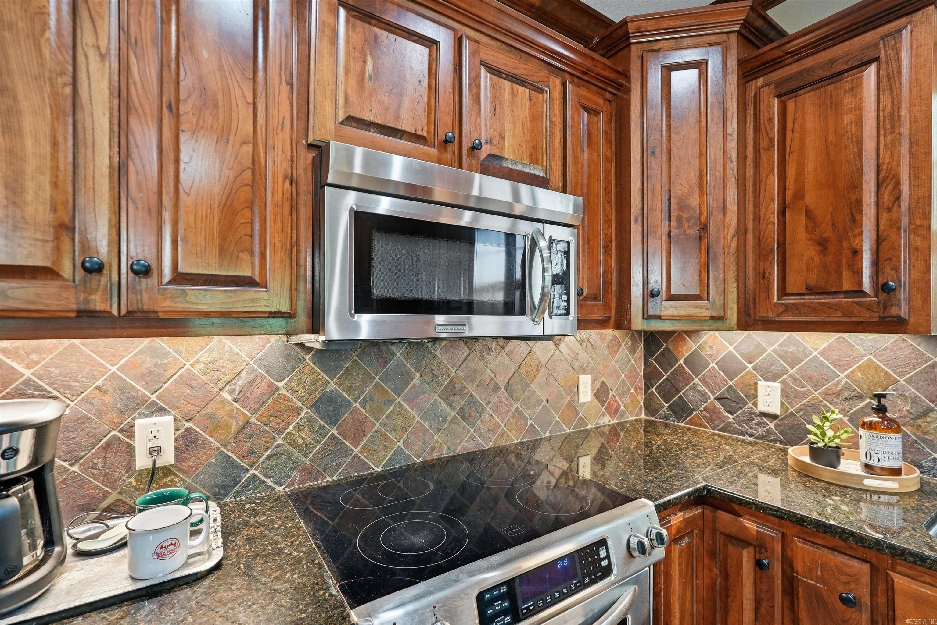 644 Hidden Valley  Wilburn, AR