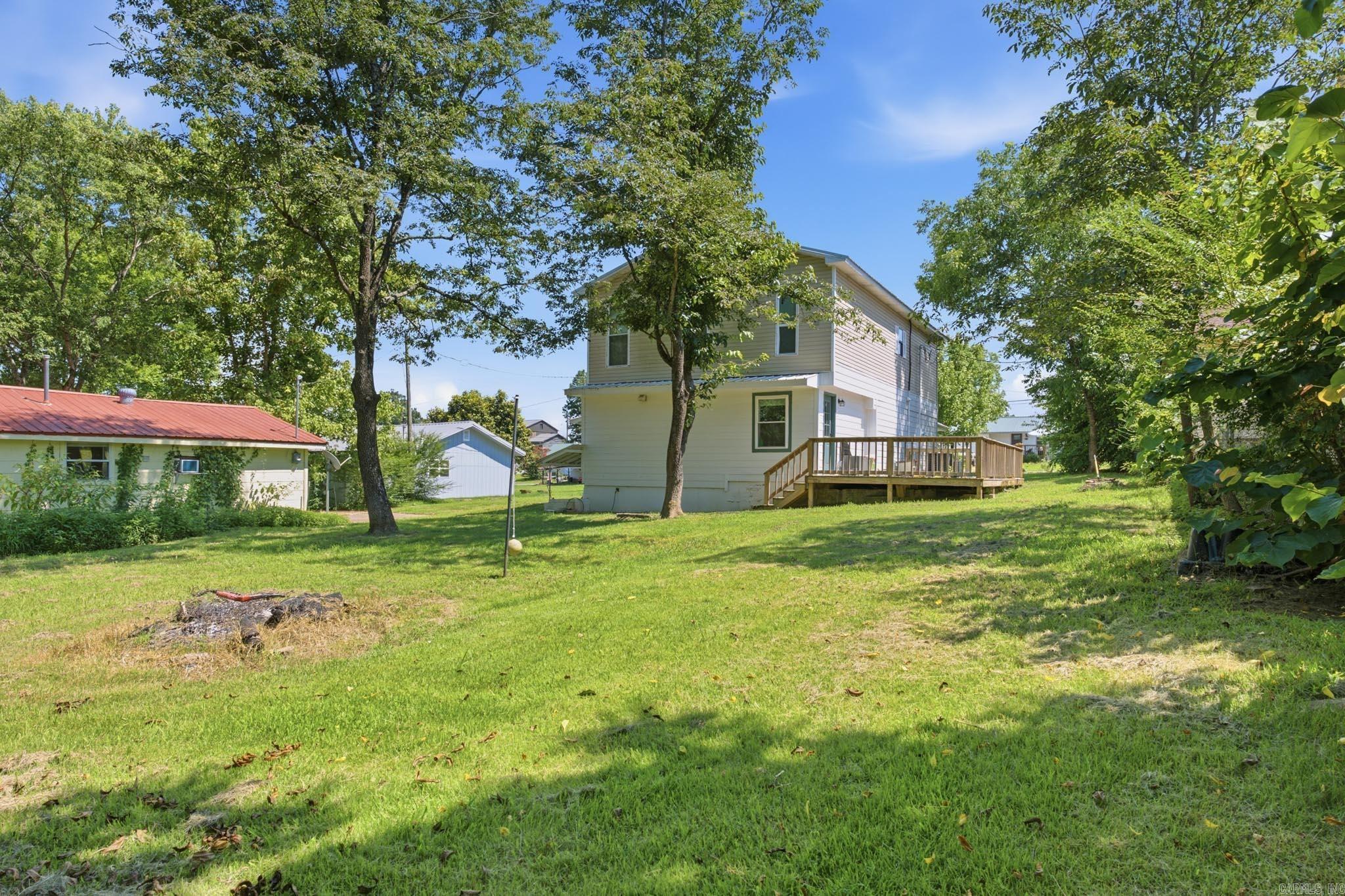 152 3rd  street  Clinton, AR