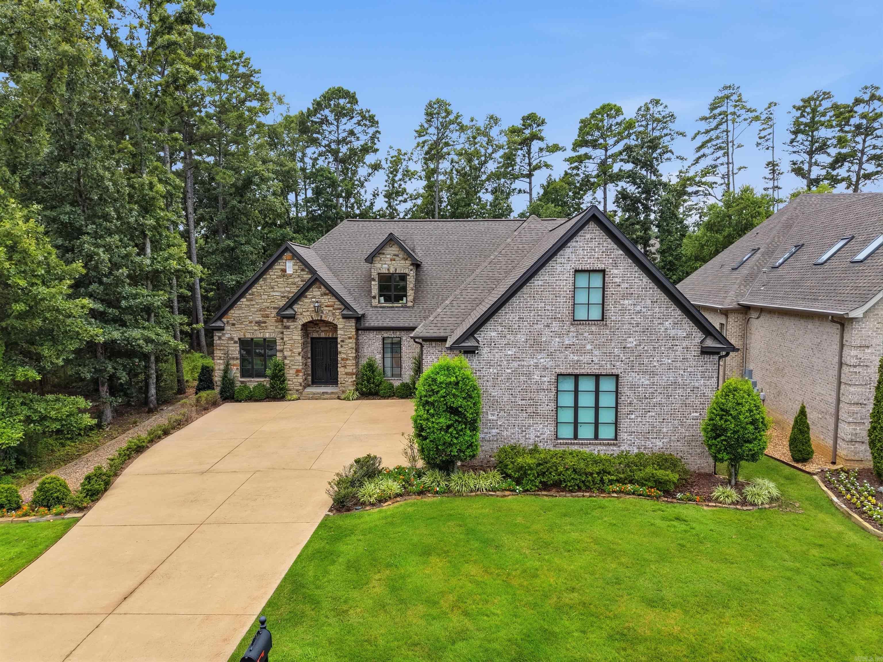 79 Hallen  Little Rock, AR