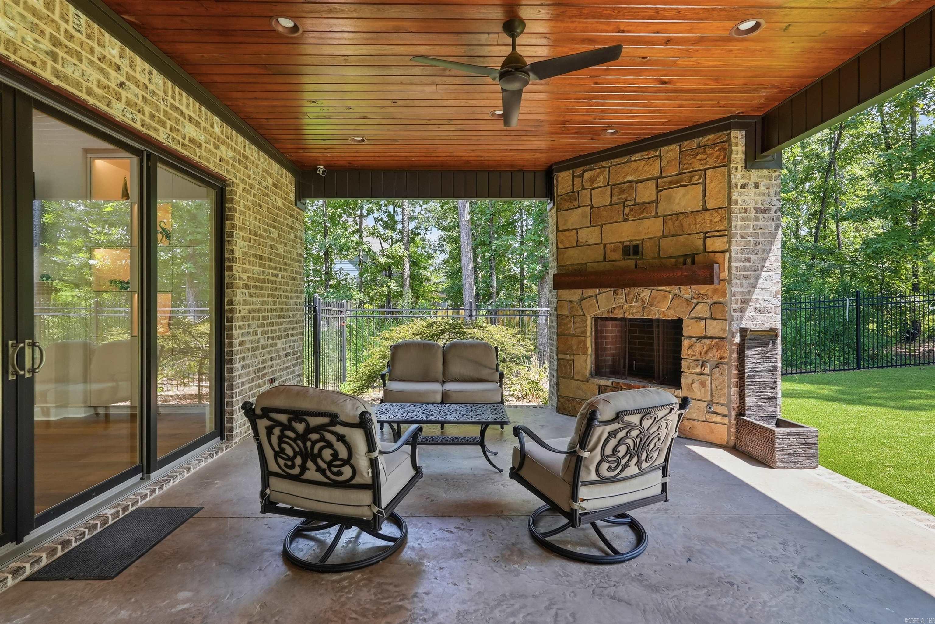 79 Hallen  Little Rock, AR