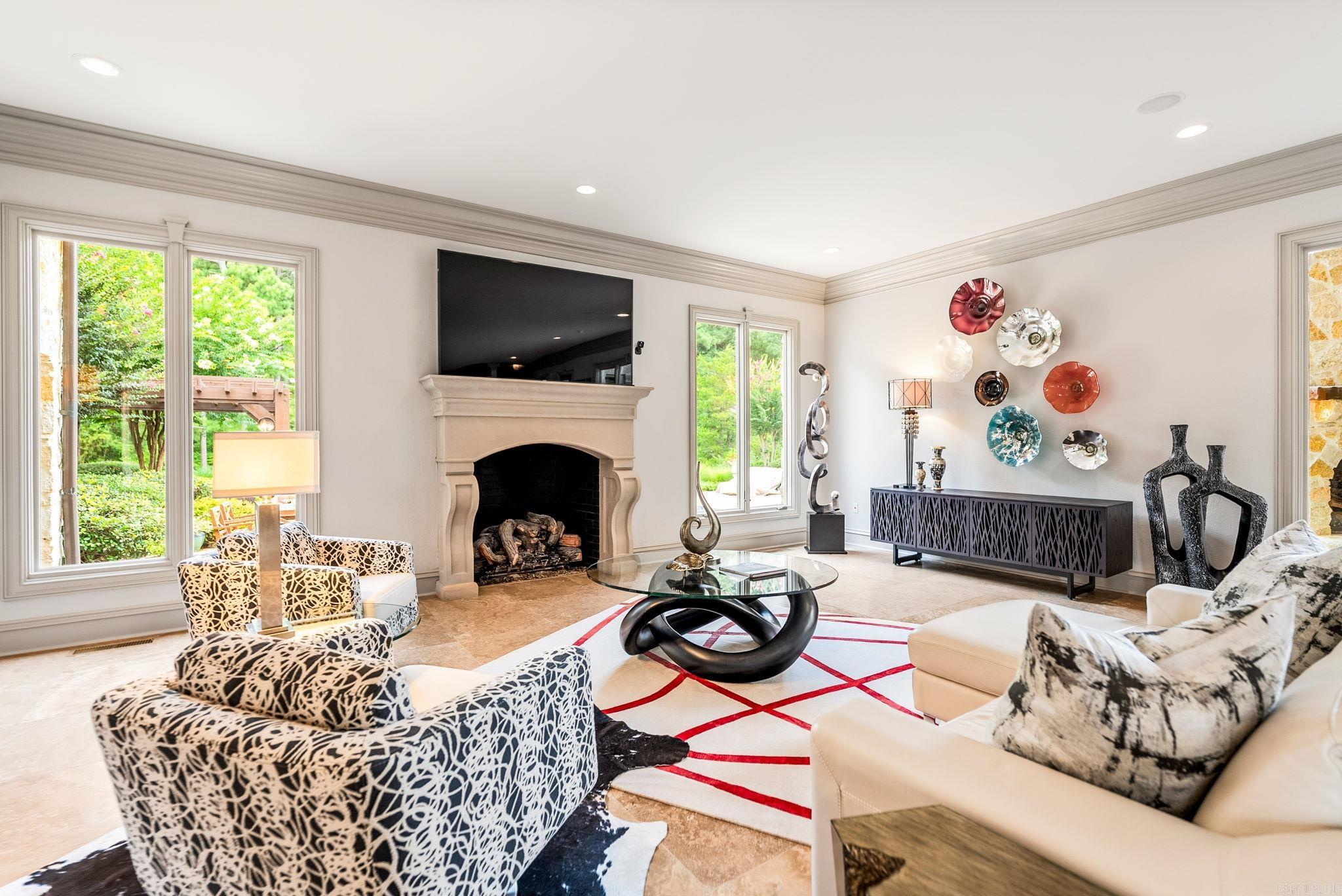 24 Spring Valley Lane  Little Rock, AR