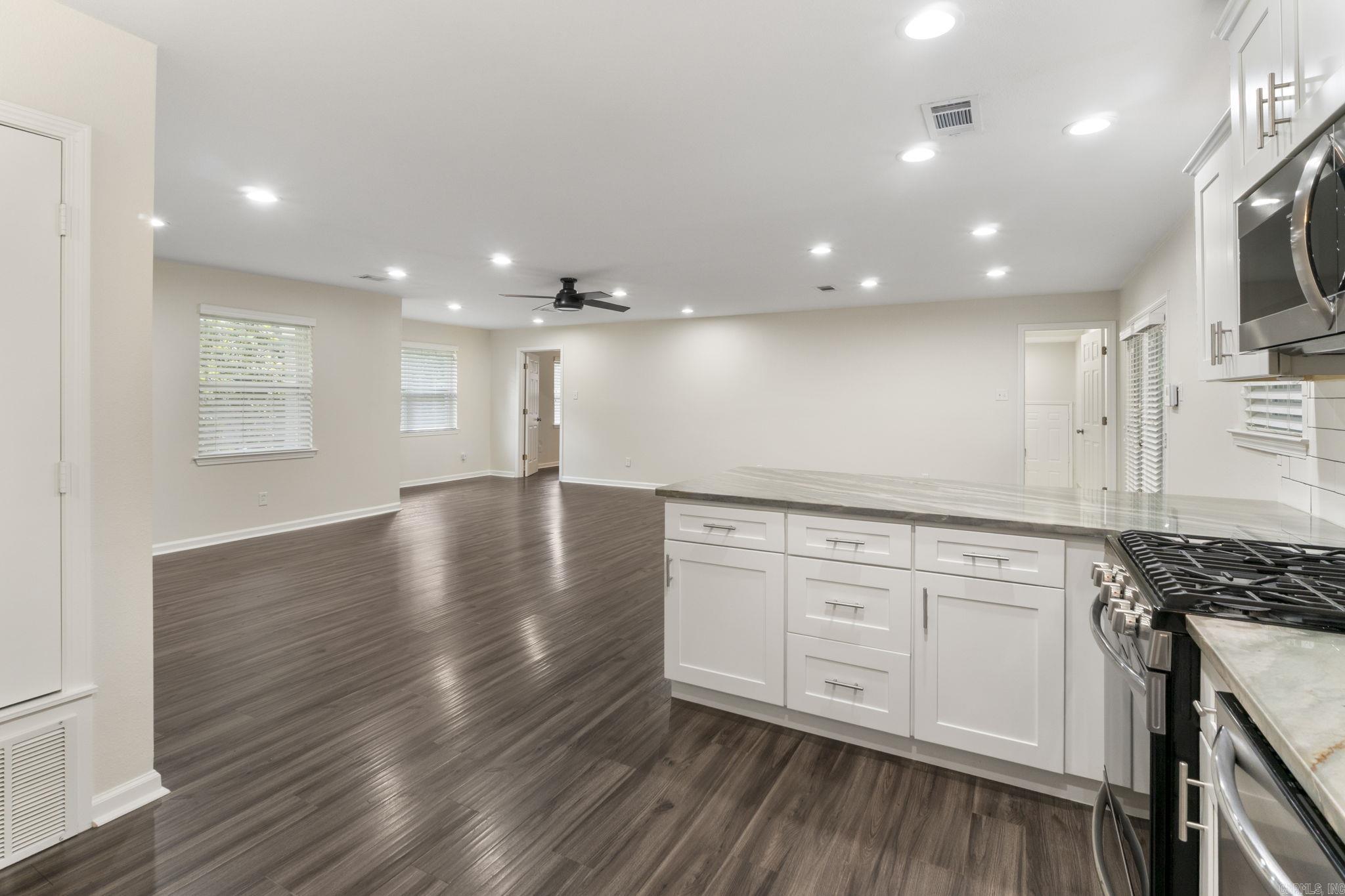 7404 Illinois  Little Rock, AR