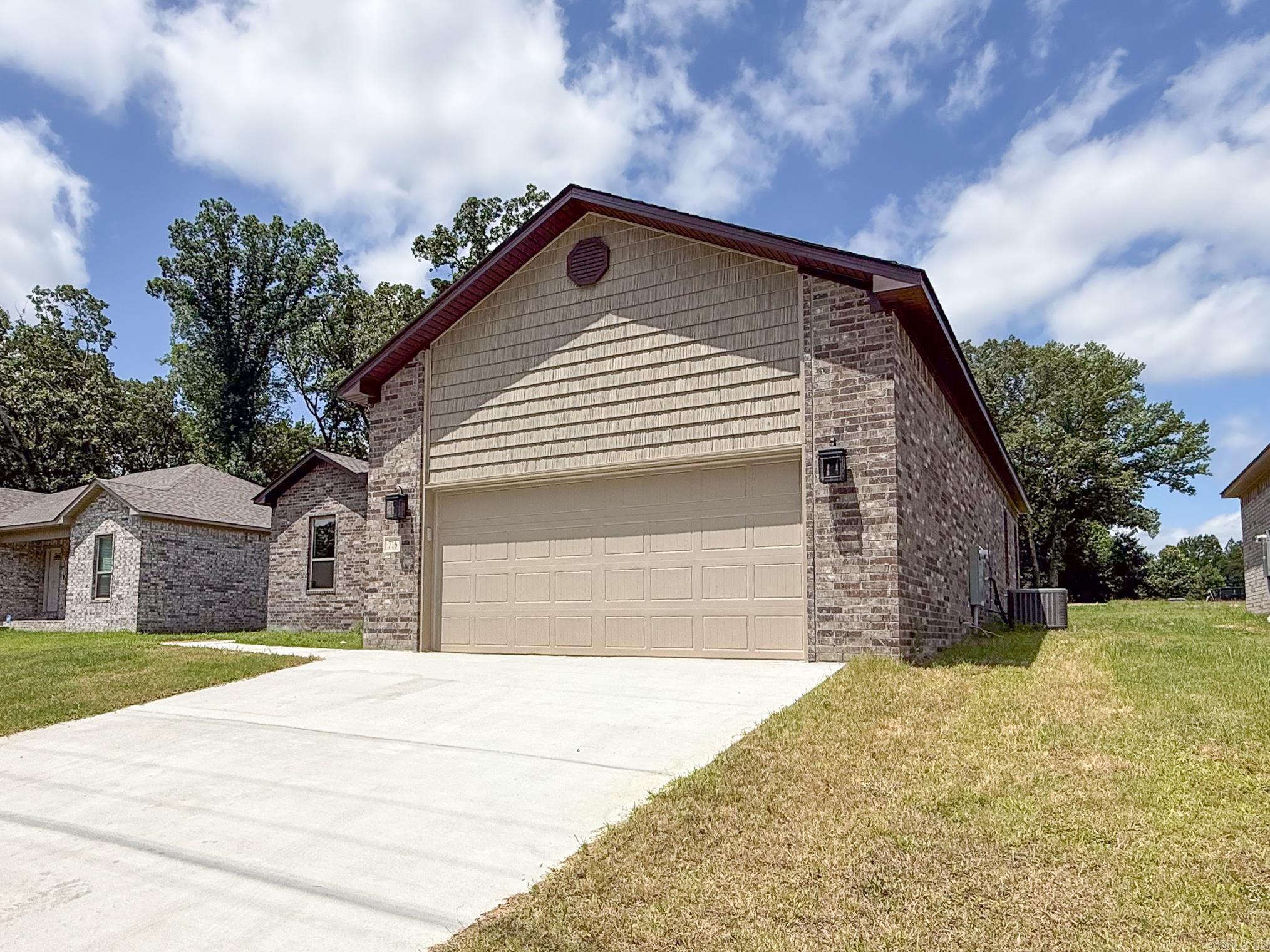 716 Moon  Ward, AR