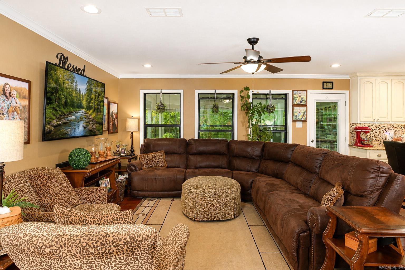 821 Green Oaks  White Hall, AR