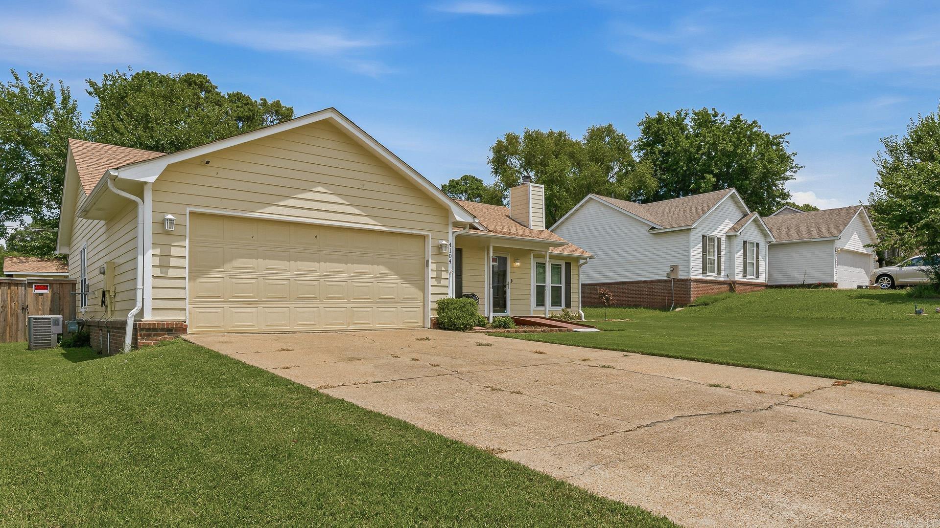 4104 Tealwood  Jonesboro, AR
