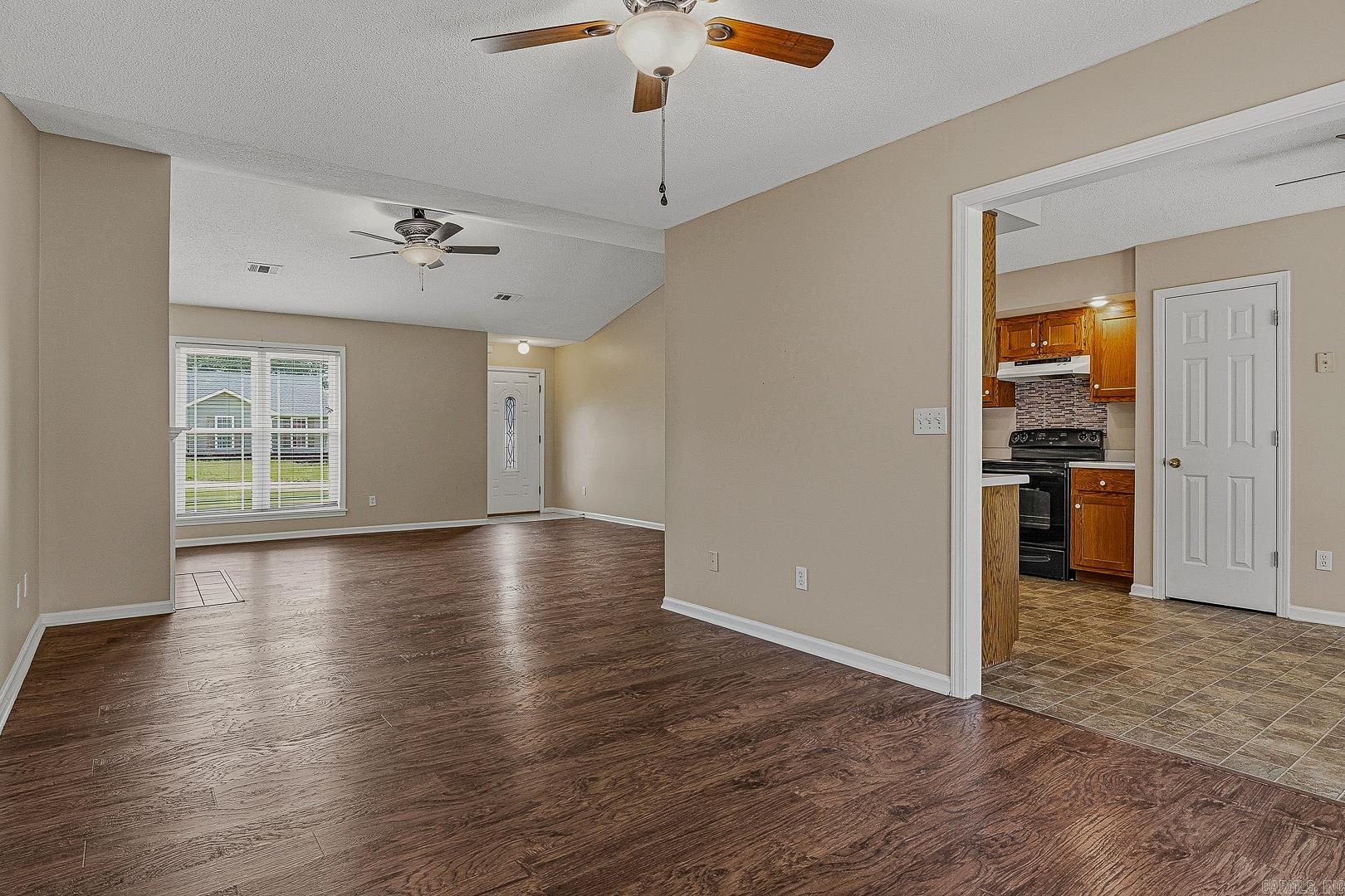 4104 Tealwood  Jonesboro, AR