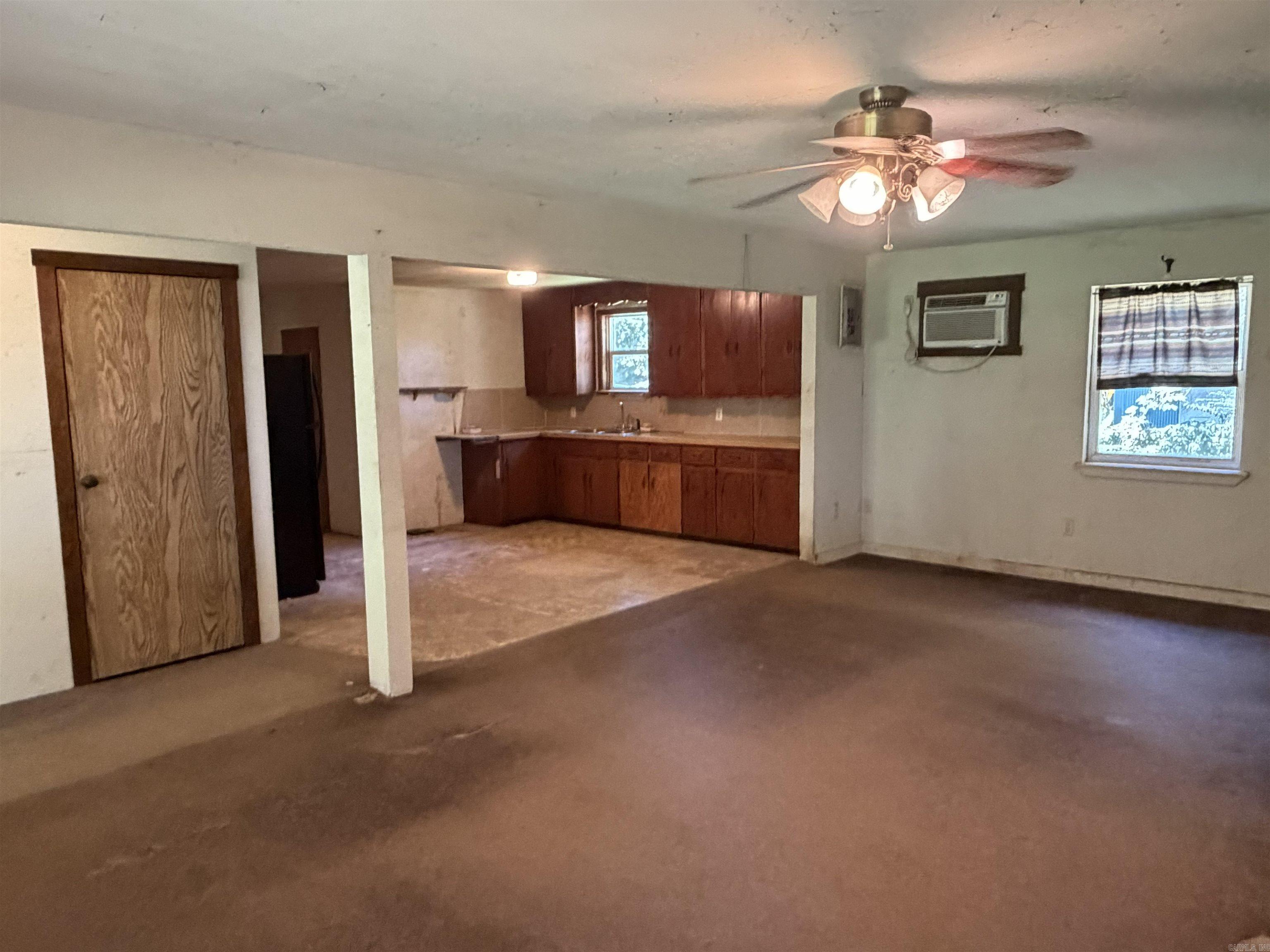 220 Polk Road 18  Cove, AR