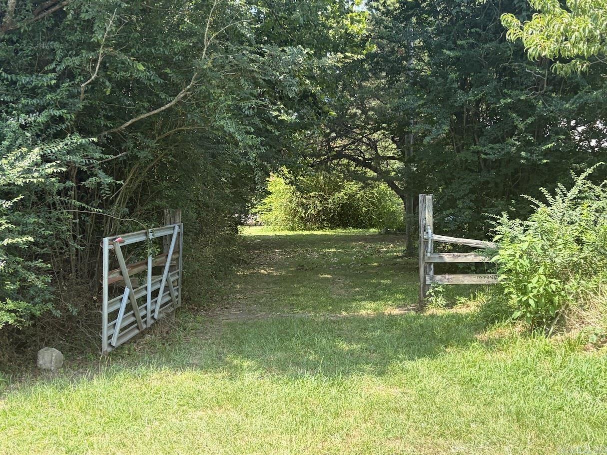 220 Polk Road 18  Cove, AR
